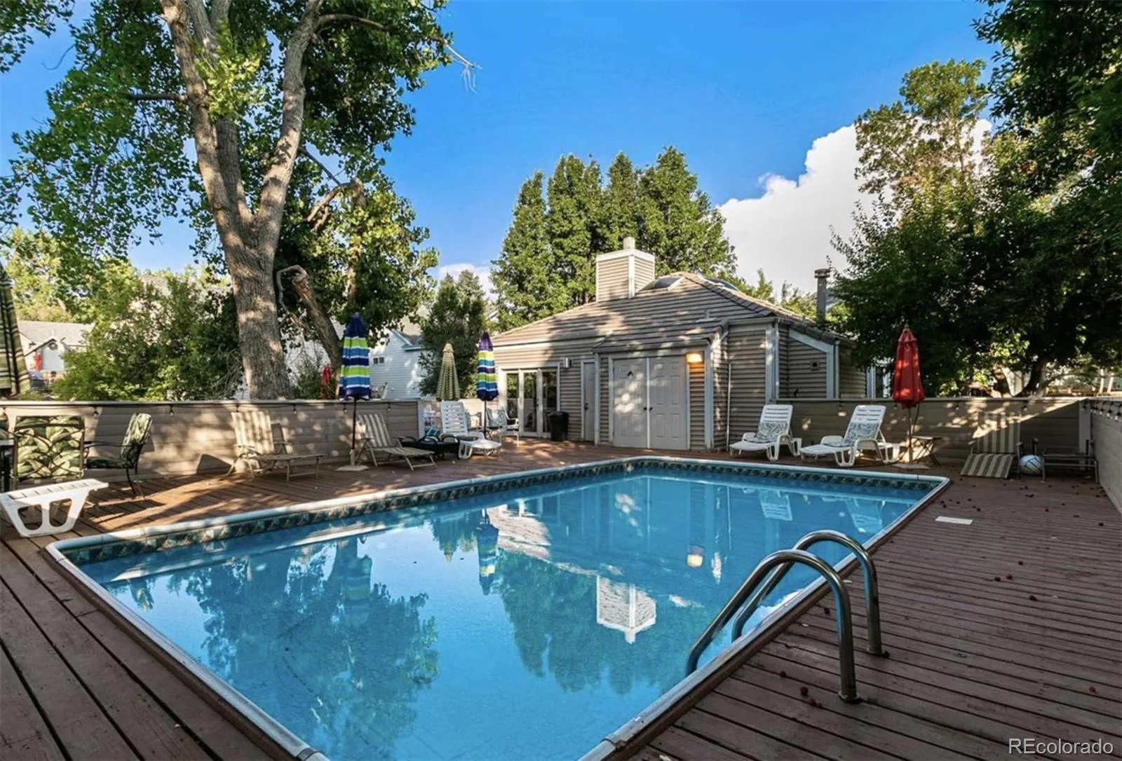 2290 S Yosemite Circle Denver CO 80231 | MLS #REC2058350 09242026101147 1600 25