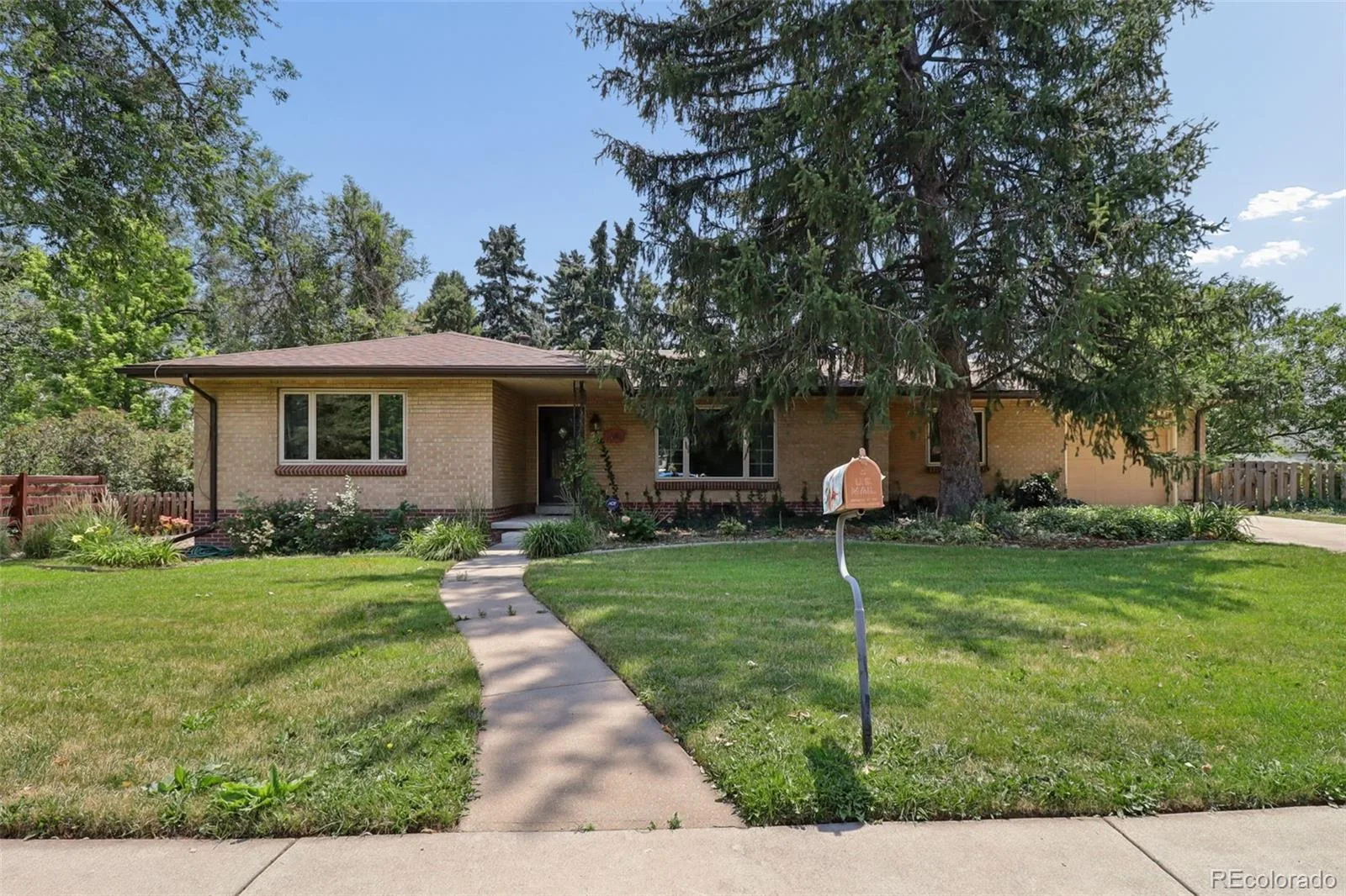 7100 W 29th Place Wheat Ridge CO 80033 MLS #REC2061056 07062026231536 1600 45
