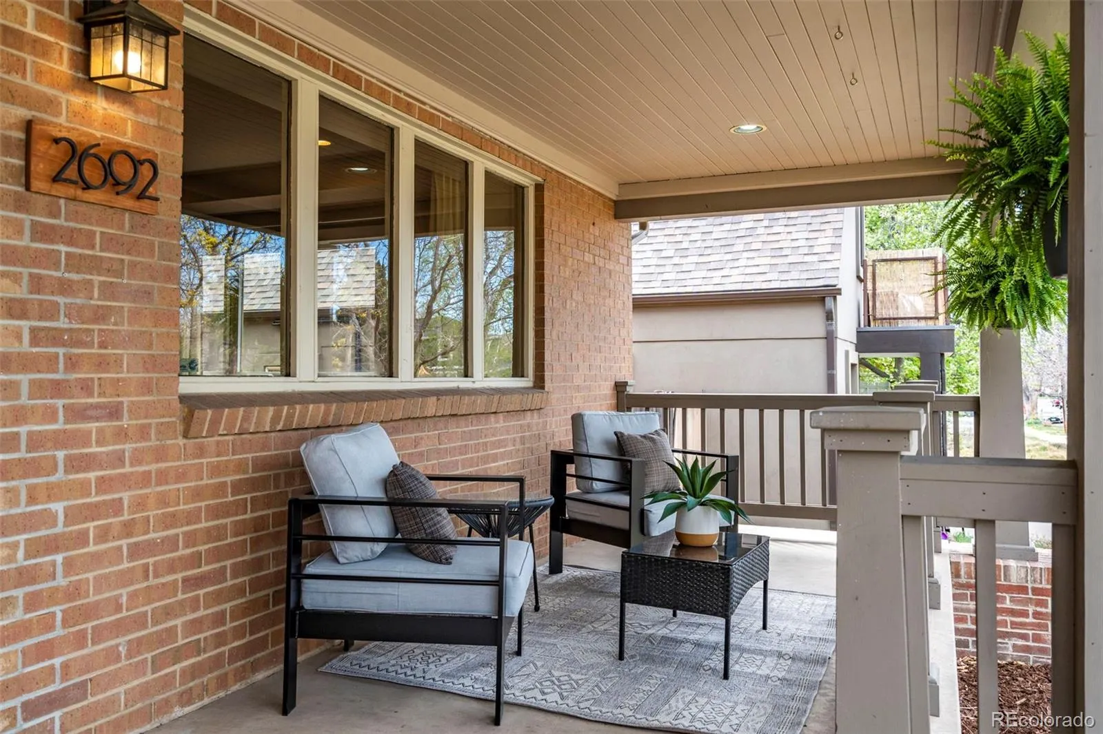 04102026194710 1600 1