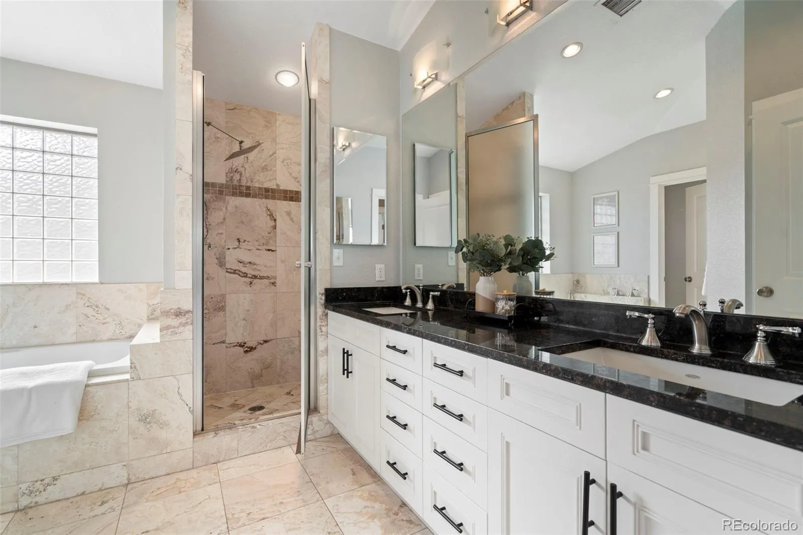 04102026194710 1600 17