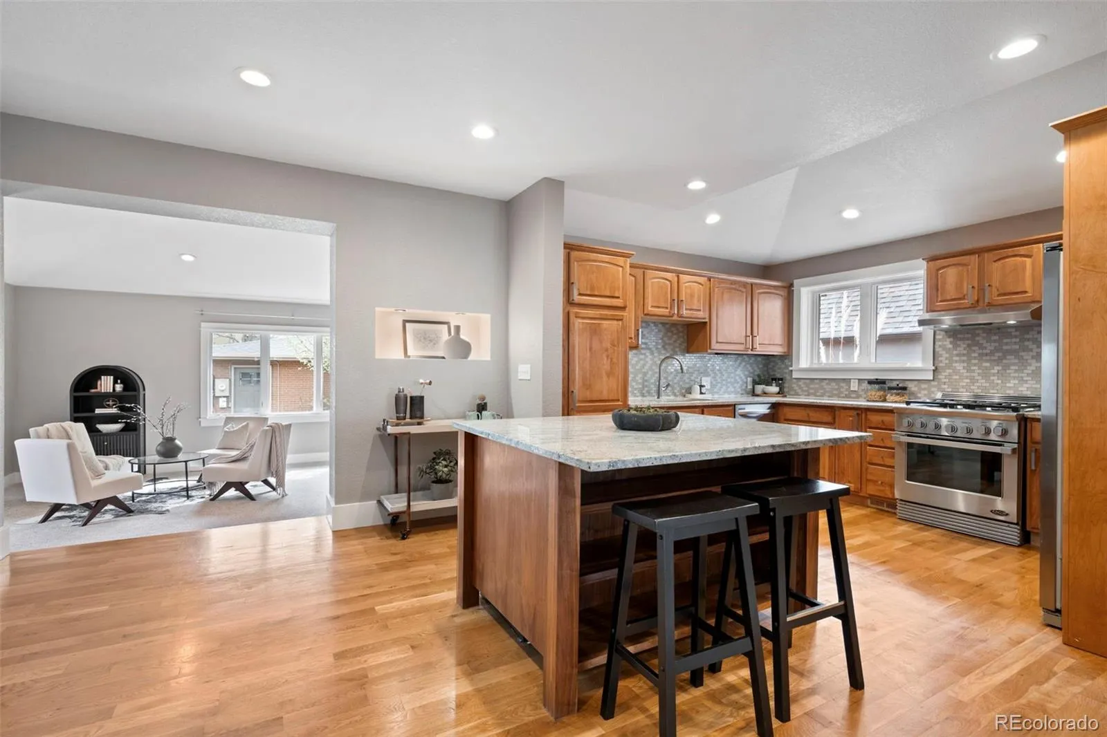 04102026194710 1600 18