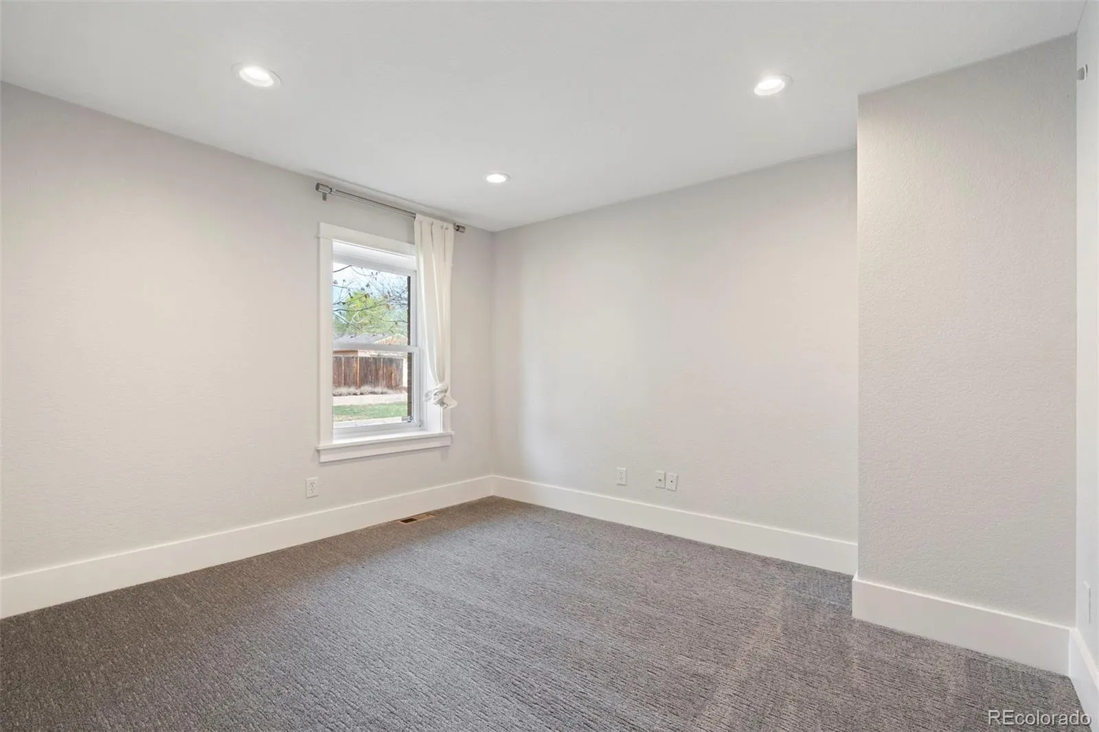 04102026194710 1600 23