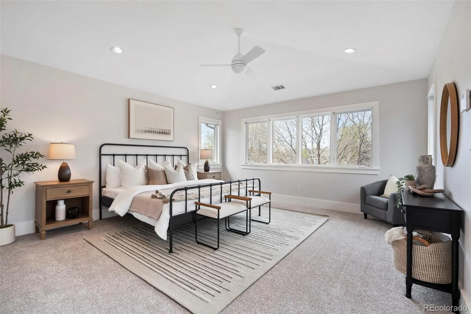 04102026194710 1600 4