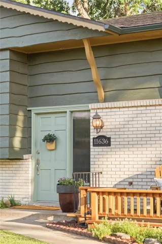 11636 W 37th Place Wheat Ridge CO 80033 MLS #REC2062263 06202026004019 640 2