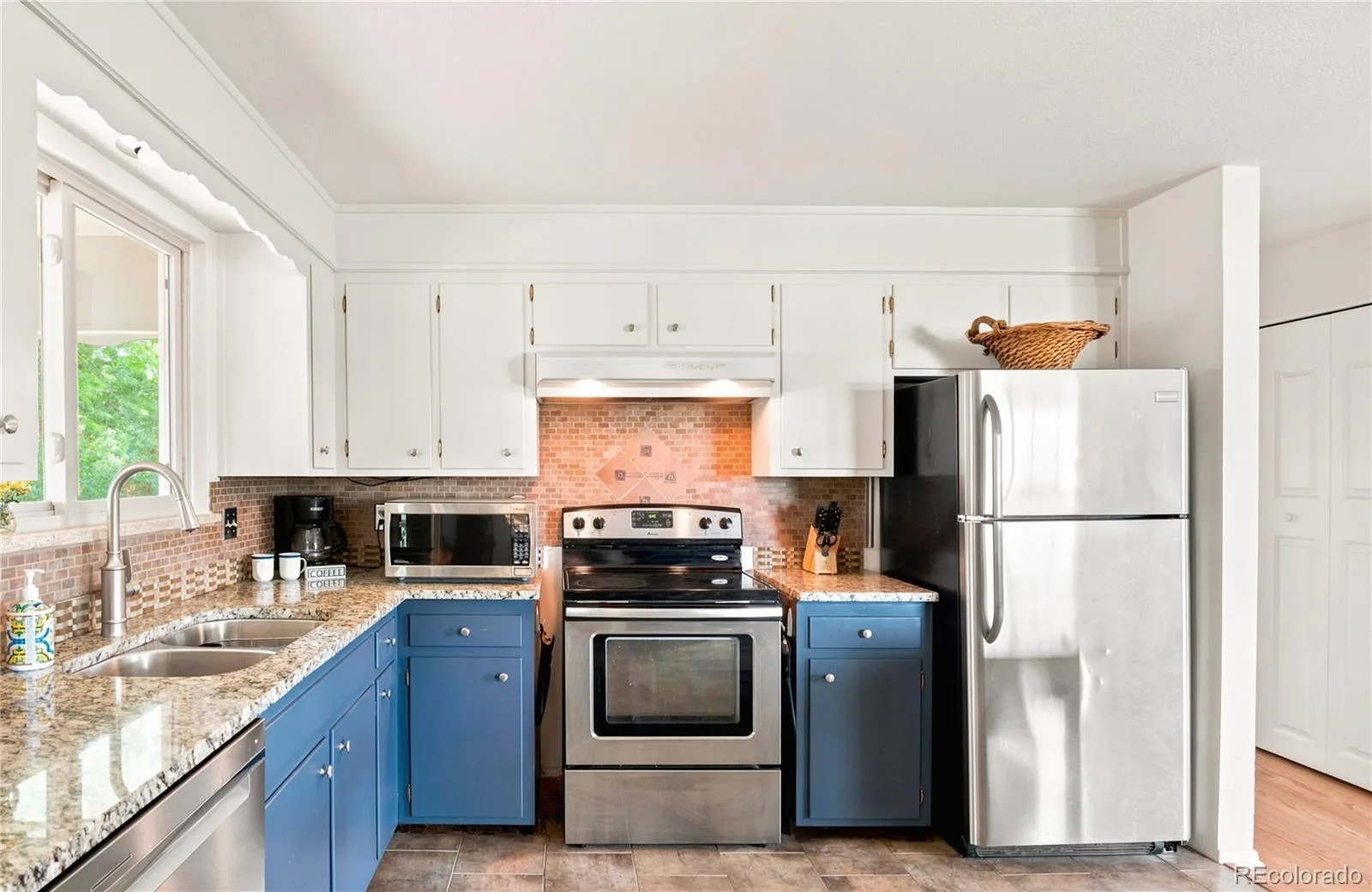 11636 W 37th Place Wheat Ridge CO 80033 MLS #REC2062263 06252026012412 1600 15