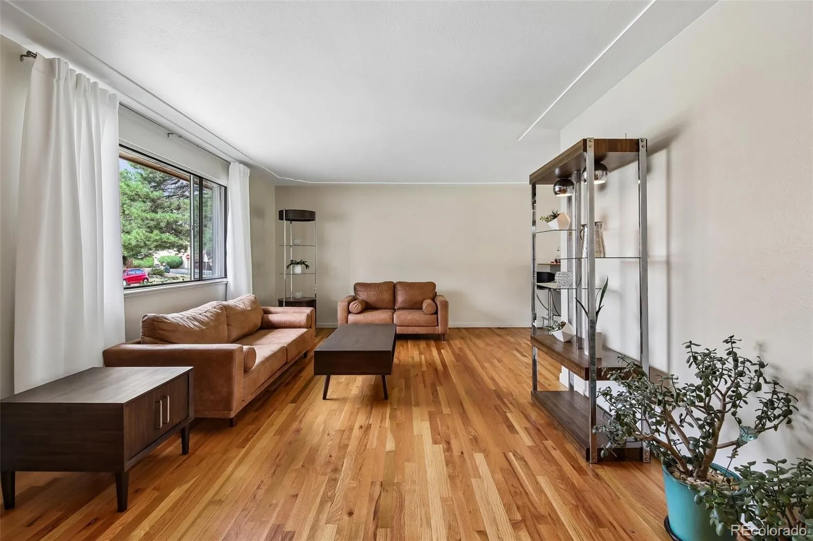 04152026215723 1600 1