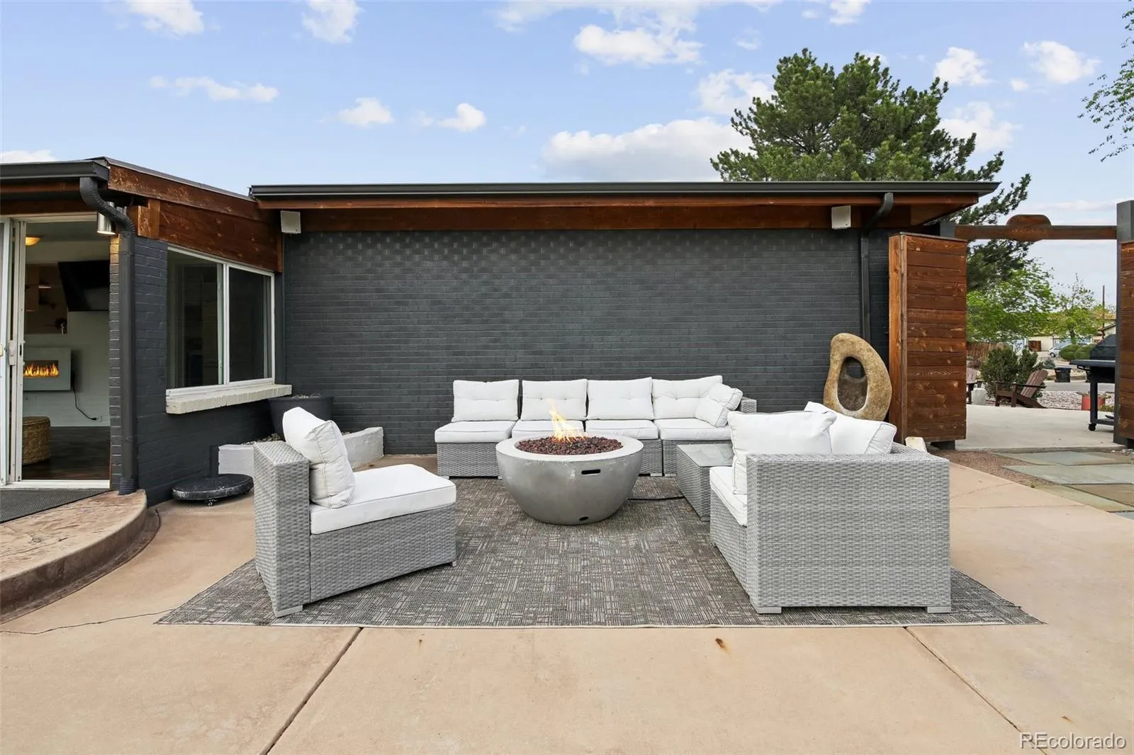 04152026215723 1600 17