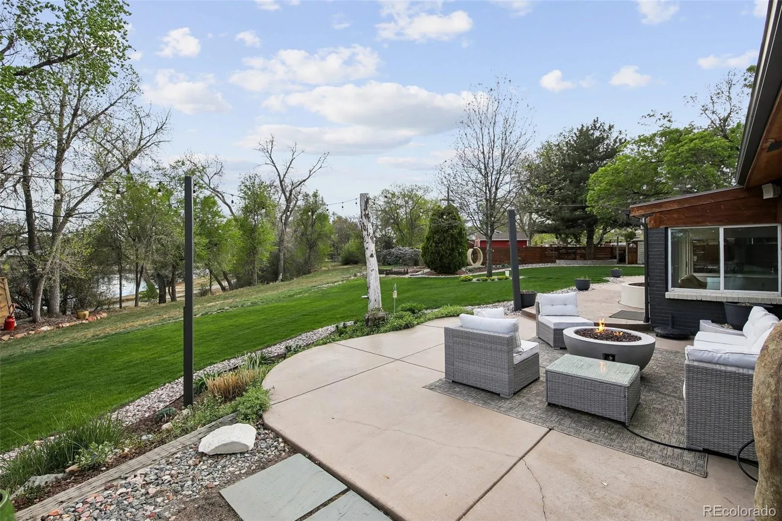 04152026215723 1600 18