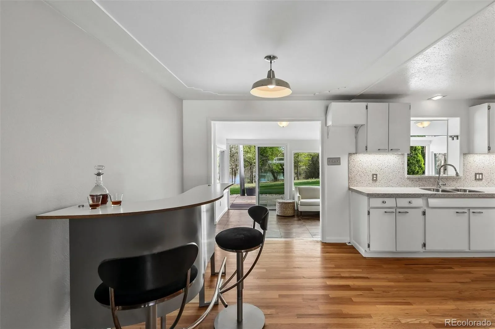 04152026215723 1600 3