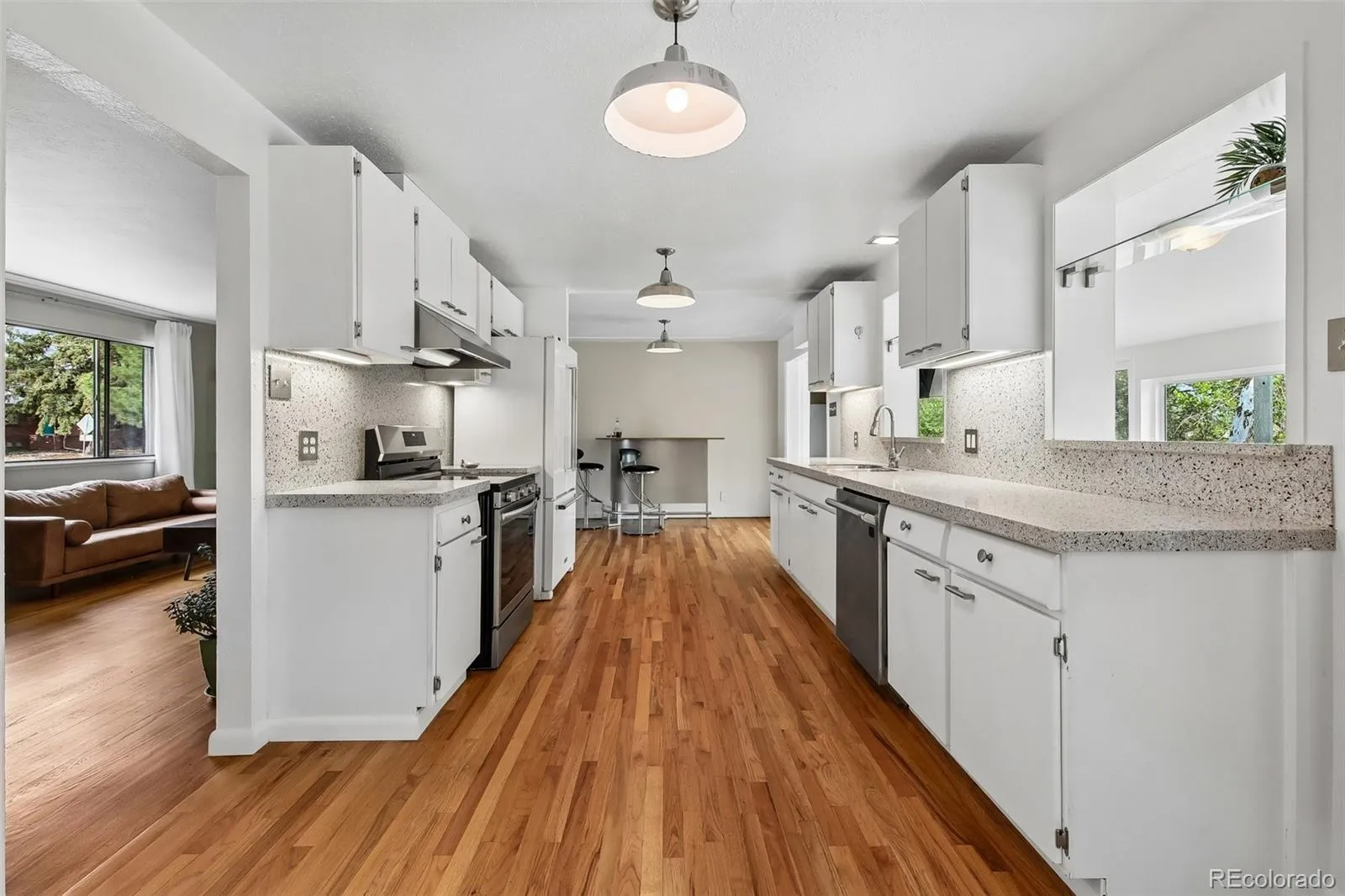 04152026215723 1600 5