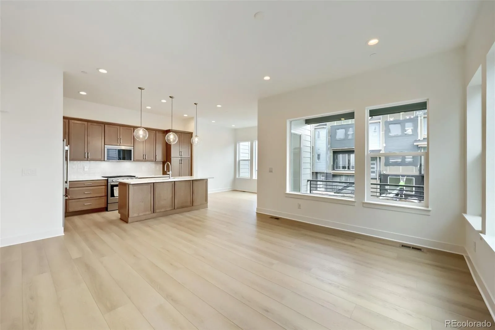 3461 W Elmhurst Avenue Littleton CO 80120 | MLS #REC2063105 08222026223335 1600 2