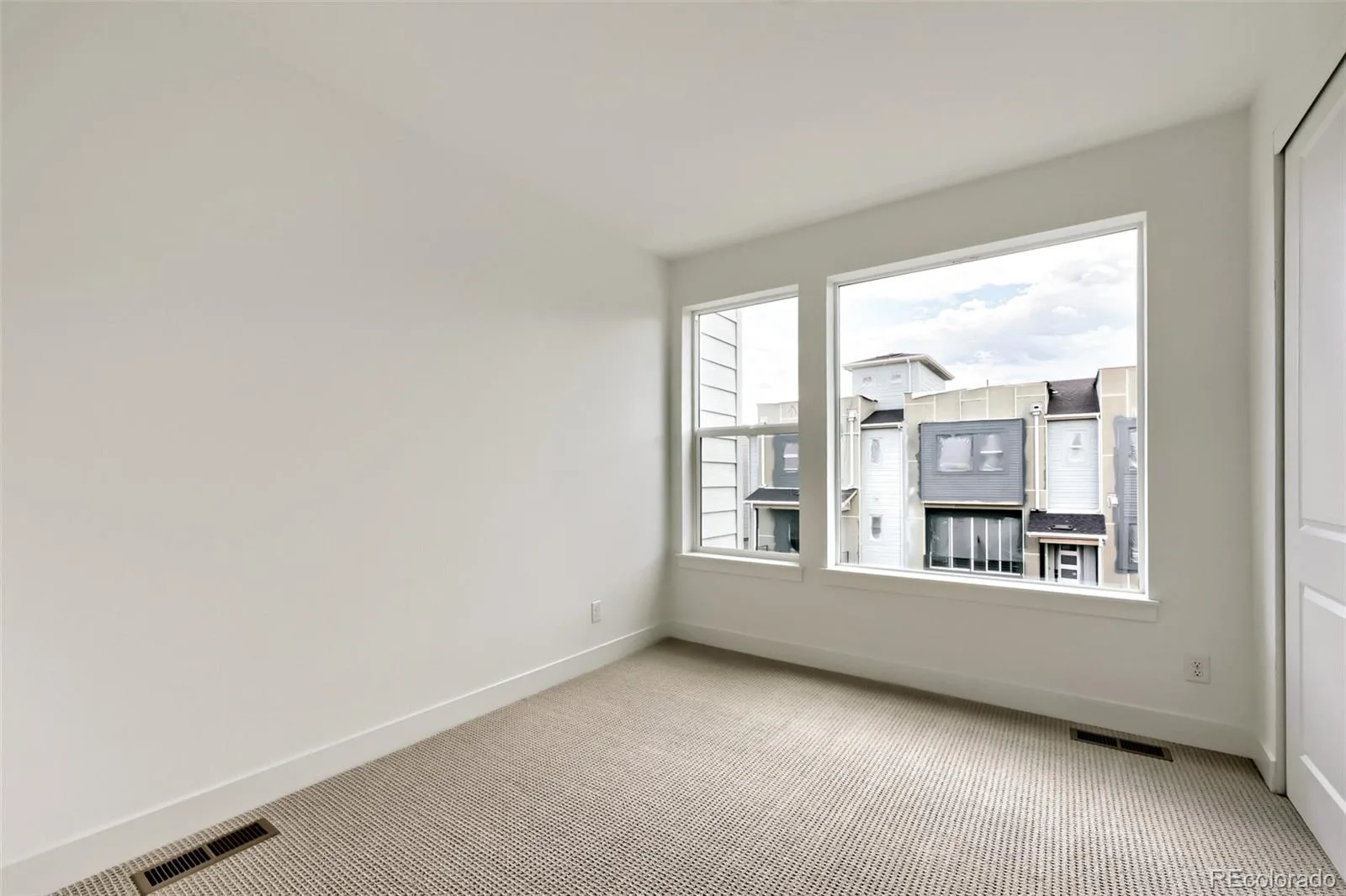 3461 W Elmhurst Avenue Littleton CO 80120 | MLS #REC2063105 08222026223335 1600 9
