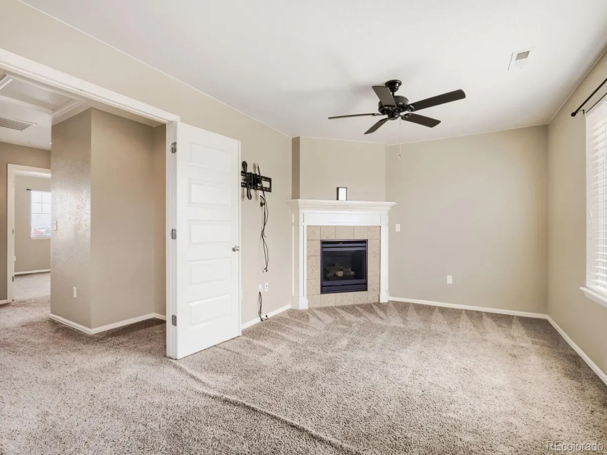 25283 E 2nd Avenue Aurora CO 80018 | MLS #REC2065153 04162026143150 1200 17