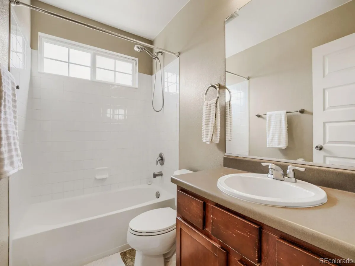 25283 E 2nd Avenue Aurora CO 80018 | MLS #REC2065153 04162026143150 1200 27