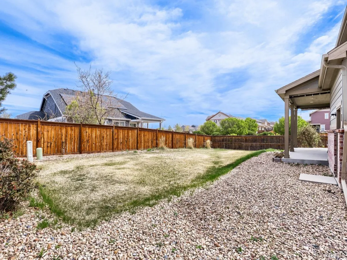 25283 E 2nd Avenue Aurora CO 80018 | MLS #REC2065153 04162026143150 1200 36