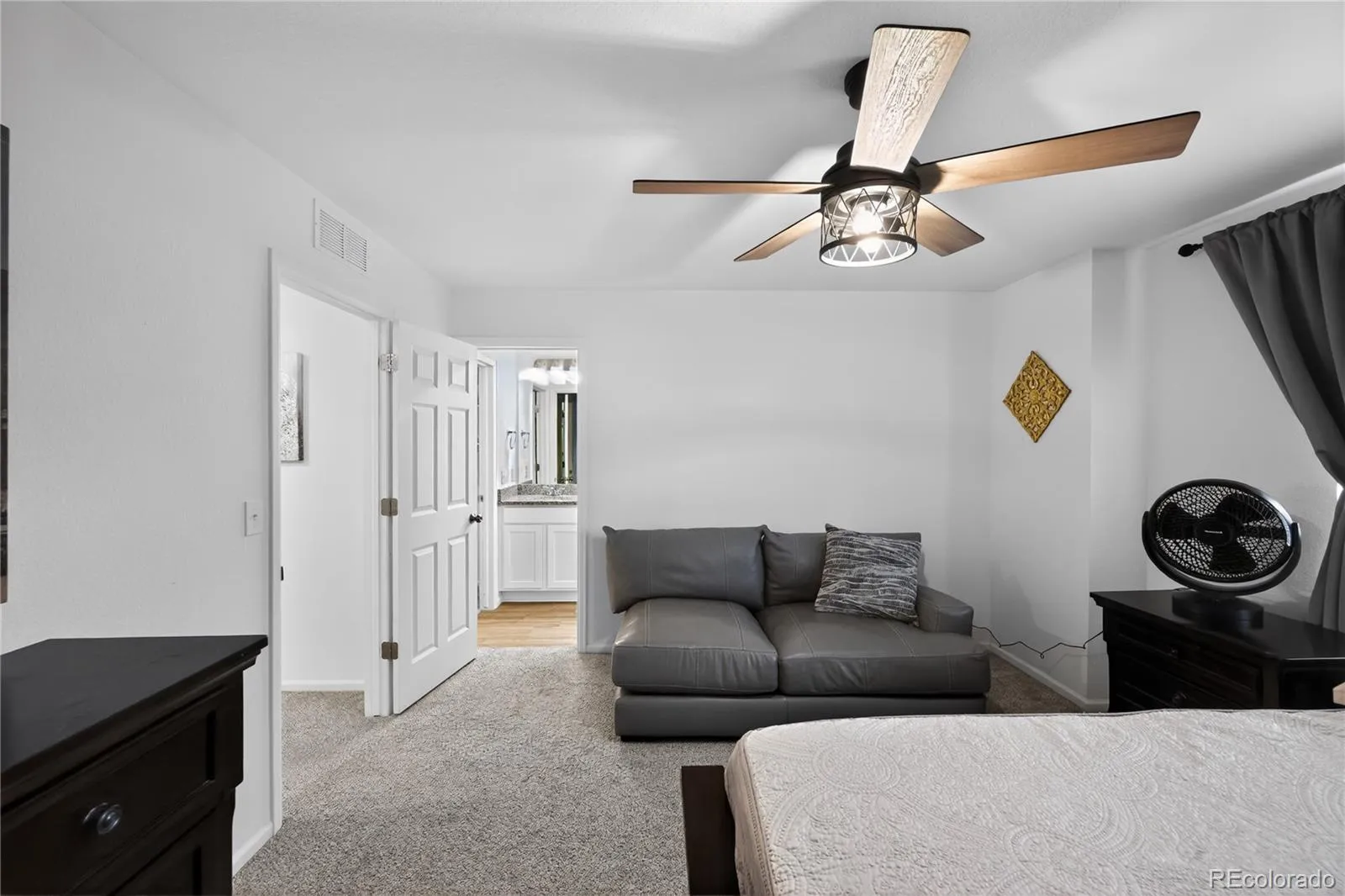16291 E 111th Drive Commerce City CO 80022 | MLS #REC2068675 04092026010750 1600 12
