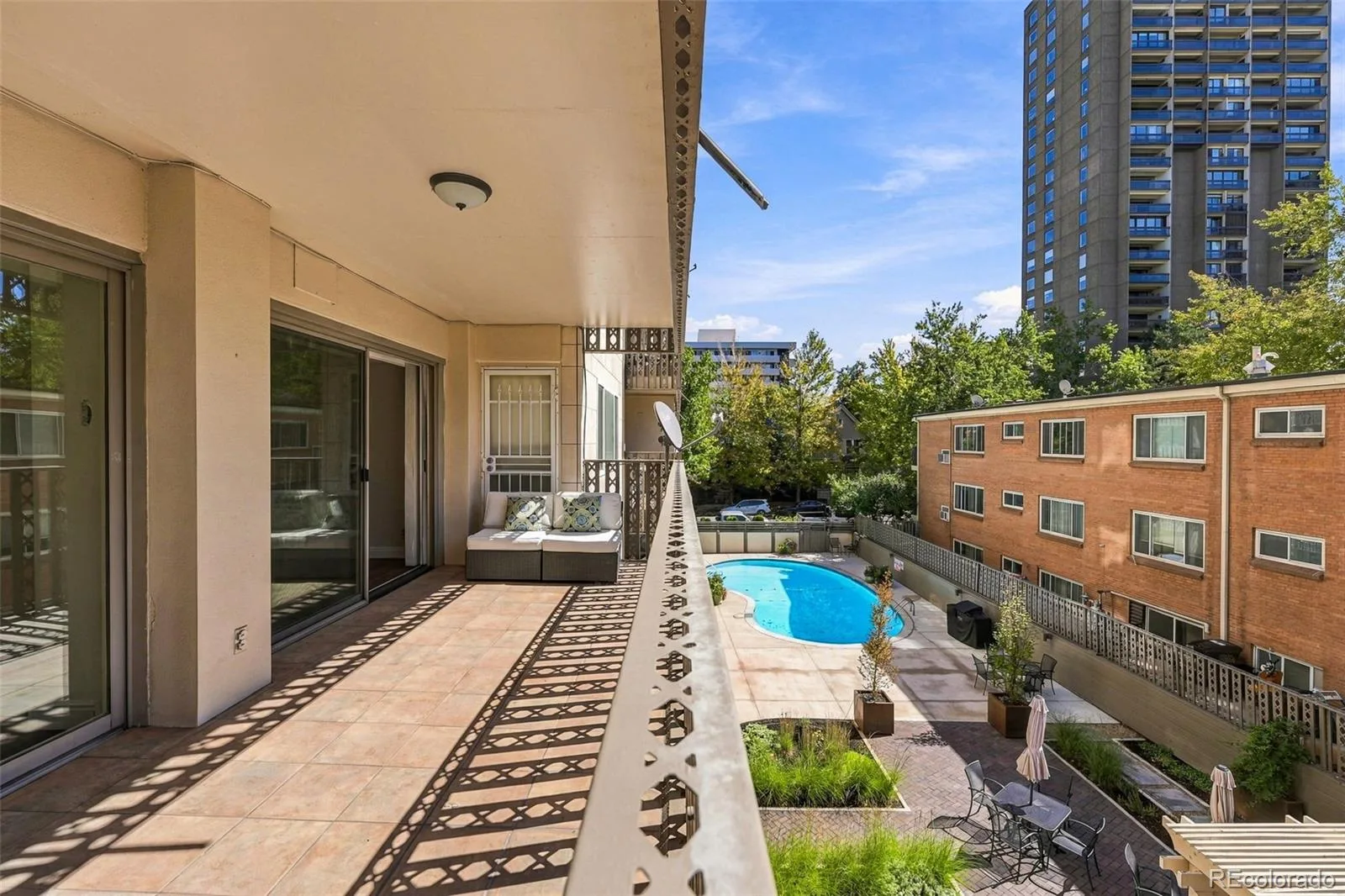 1223 Race Street #302 Denver CO 80206 | MLS #REC2068772 09252026175220 1600 10