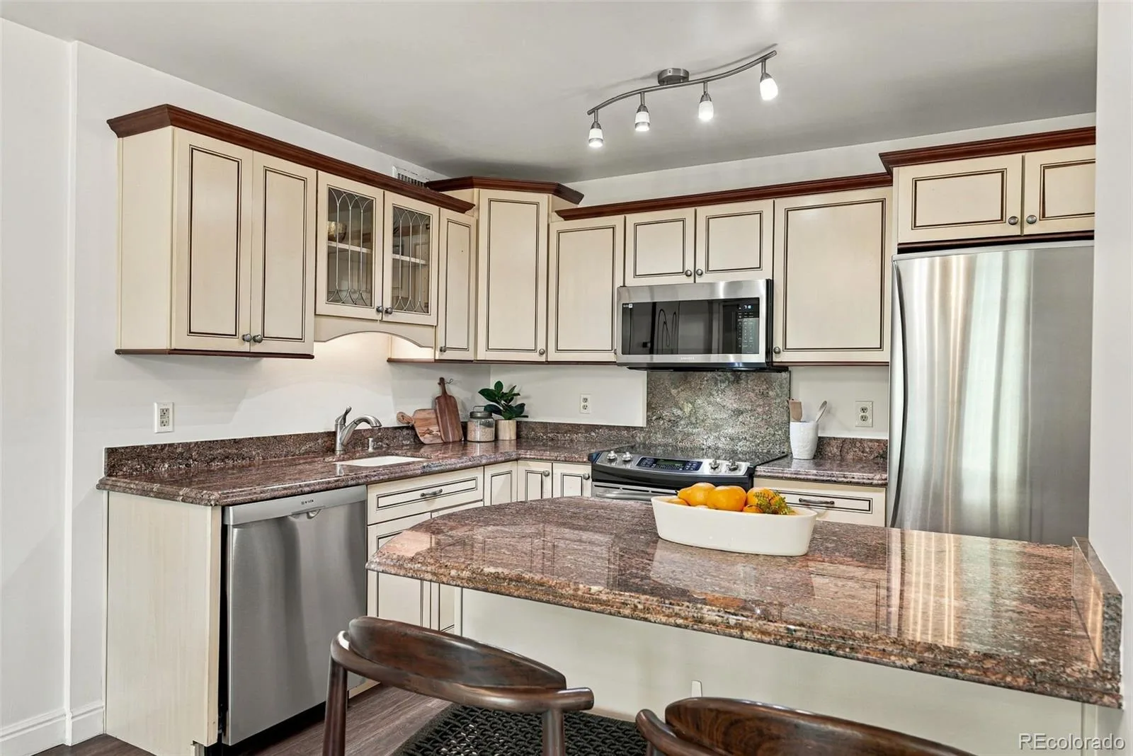 1223 Race Street #302 Denver CO 80206 | MLS #REC2068772 09252026175220 1600 23