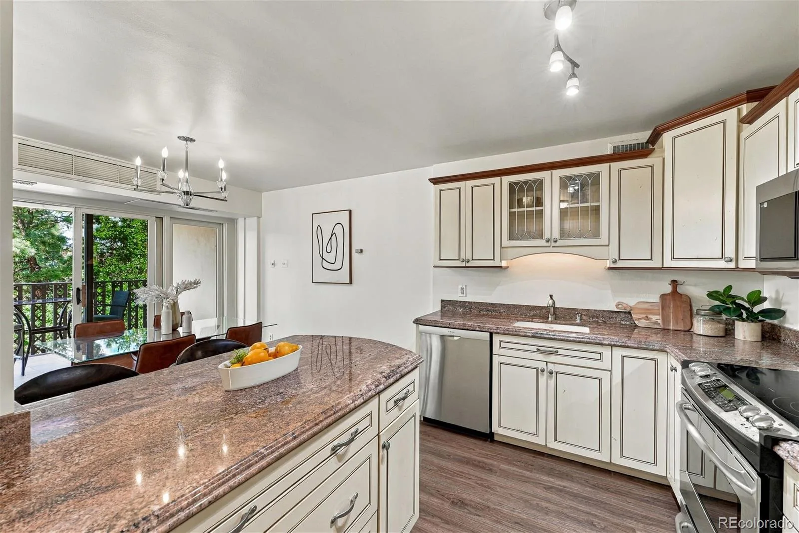 1223 Race Street #302 Denver CO 80206 | MLS #REC2068772 09252026175220 1600 28