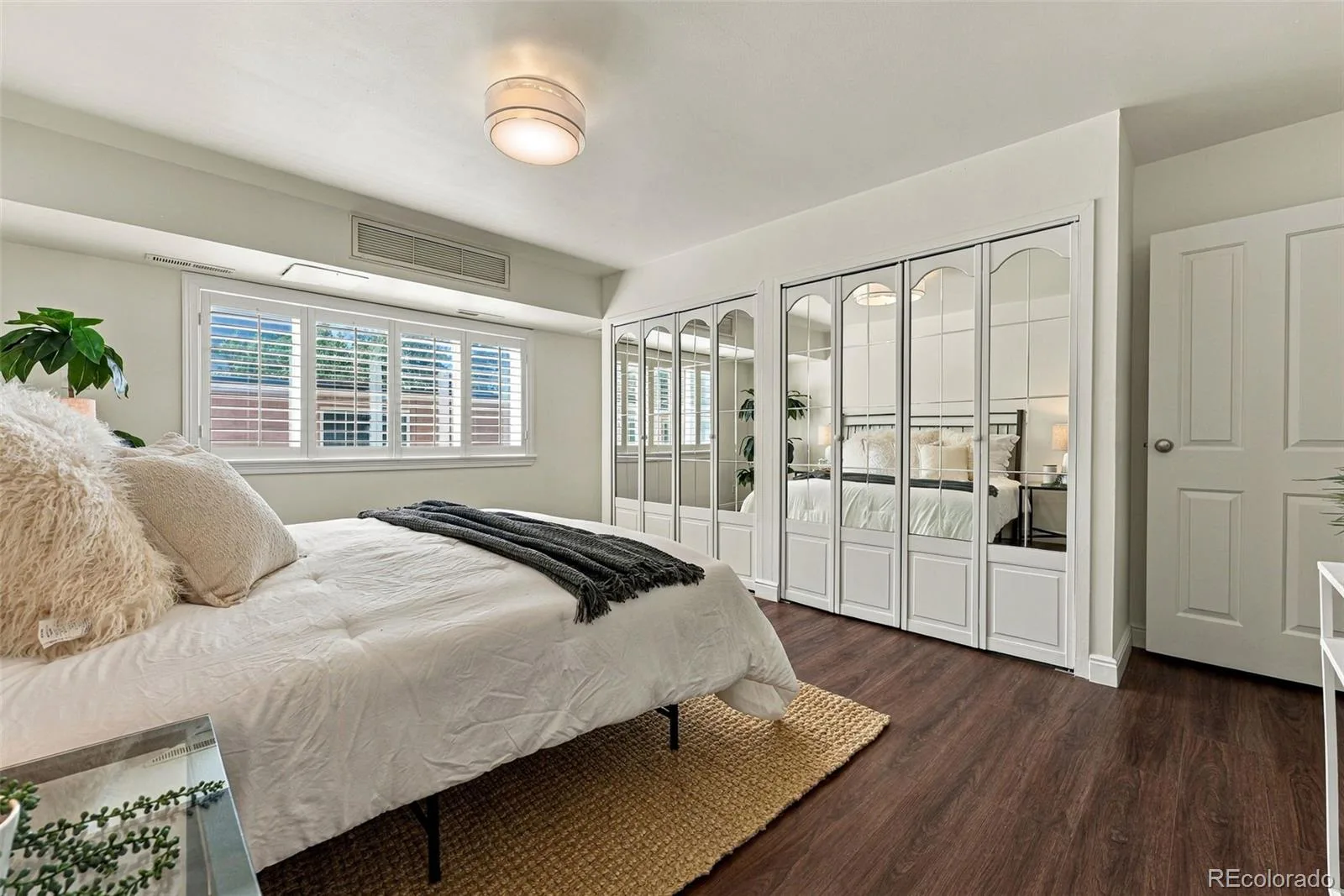 1223 Race Street #302 Denver CO 80206 | MLS #REC2068772 09252026175220 1600 30