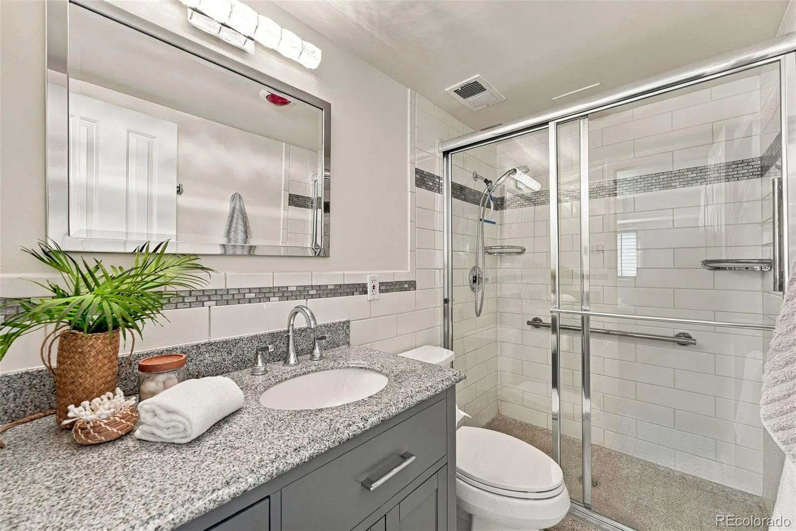 1223 Race Street #302 Denver CO 80206 | MLS #REC2068772 09252026175220 1600 32