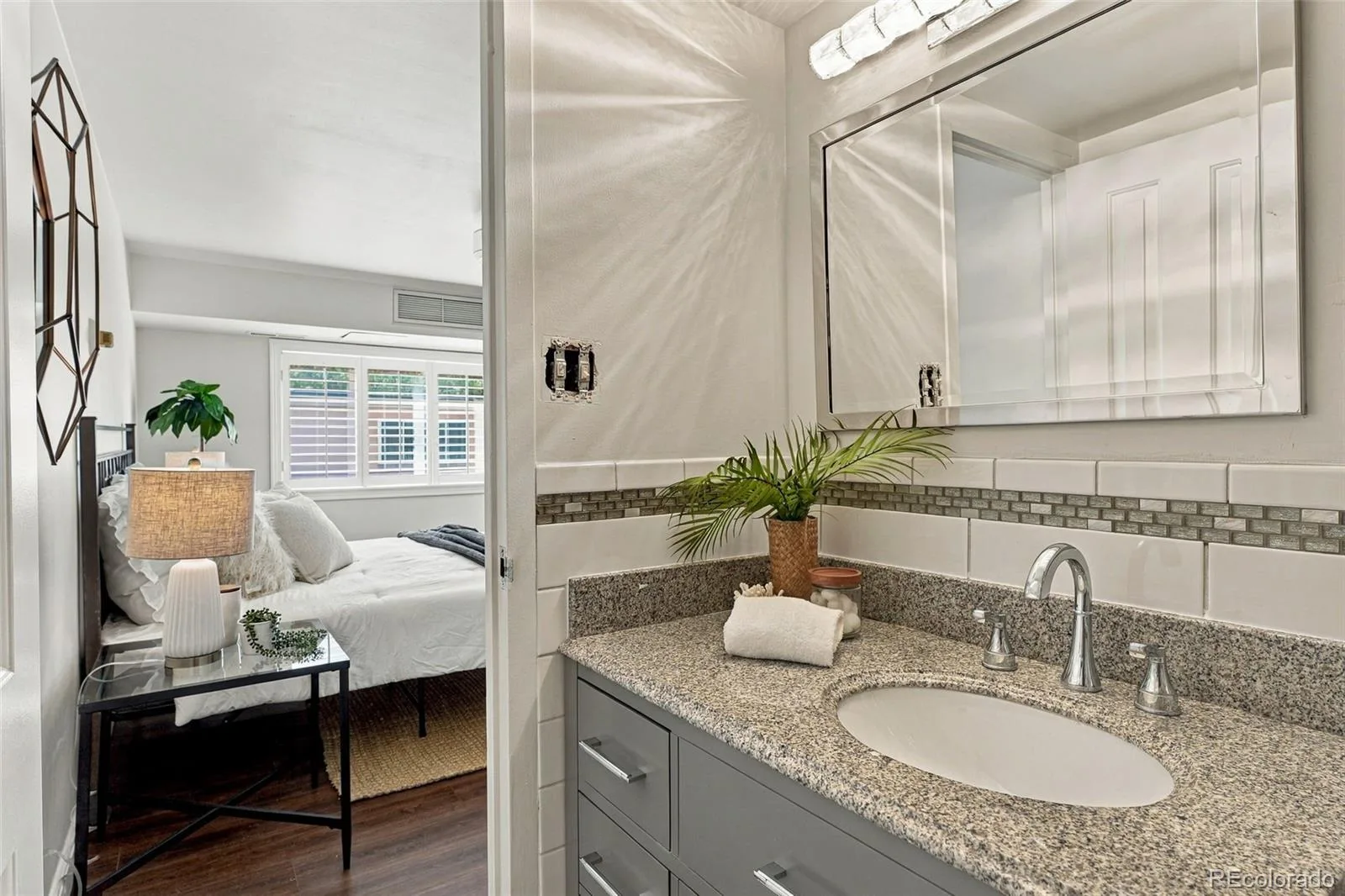 1223 Race Street #302 Denver CO 80206 | MLS #REC2068772 09252026175220 1600 33