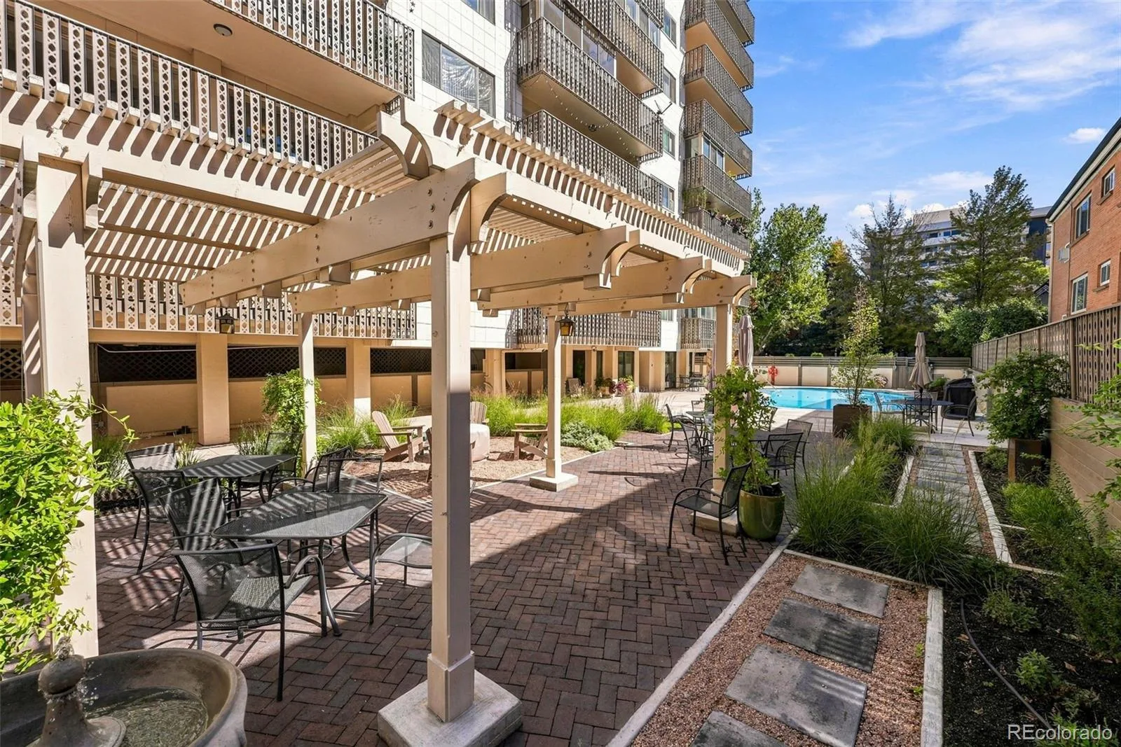 1223 Race Street #302 Denver CO 80206 | MLS #REC2068772 09252026175220 1600 49