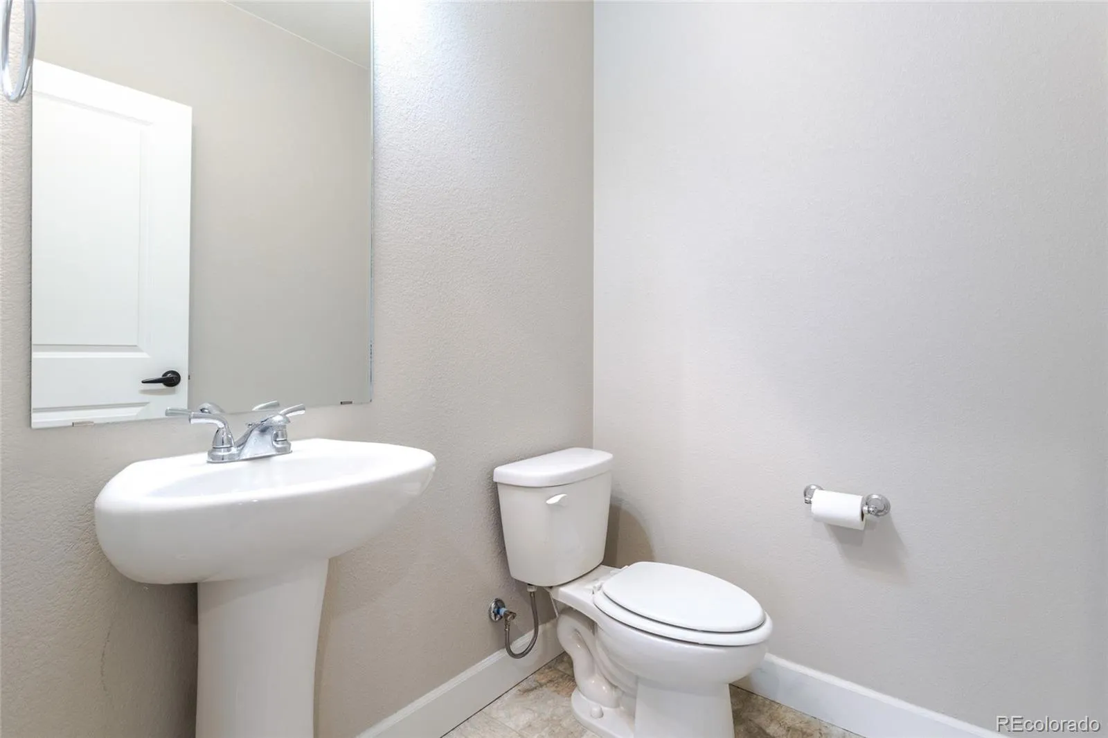 19754 E 54th Place Denver CO 80249 MLS #REC2069175 04242026050527 1600 21