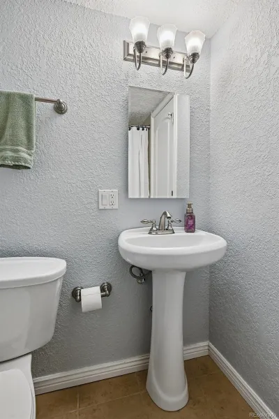 1151 N Marion Street #104 Denver CO 80218 MLS #REC2076078 05252026174848 800 19