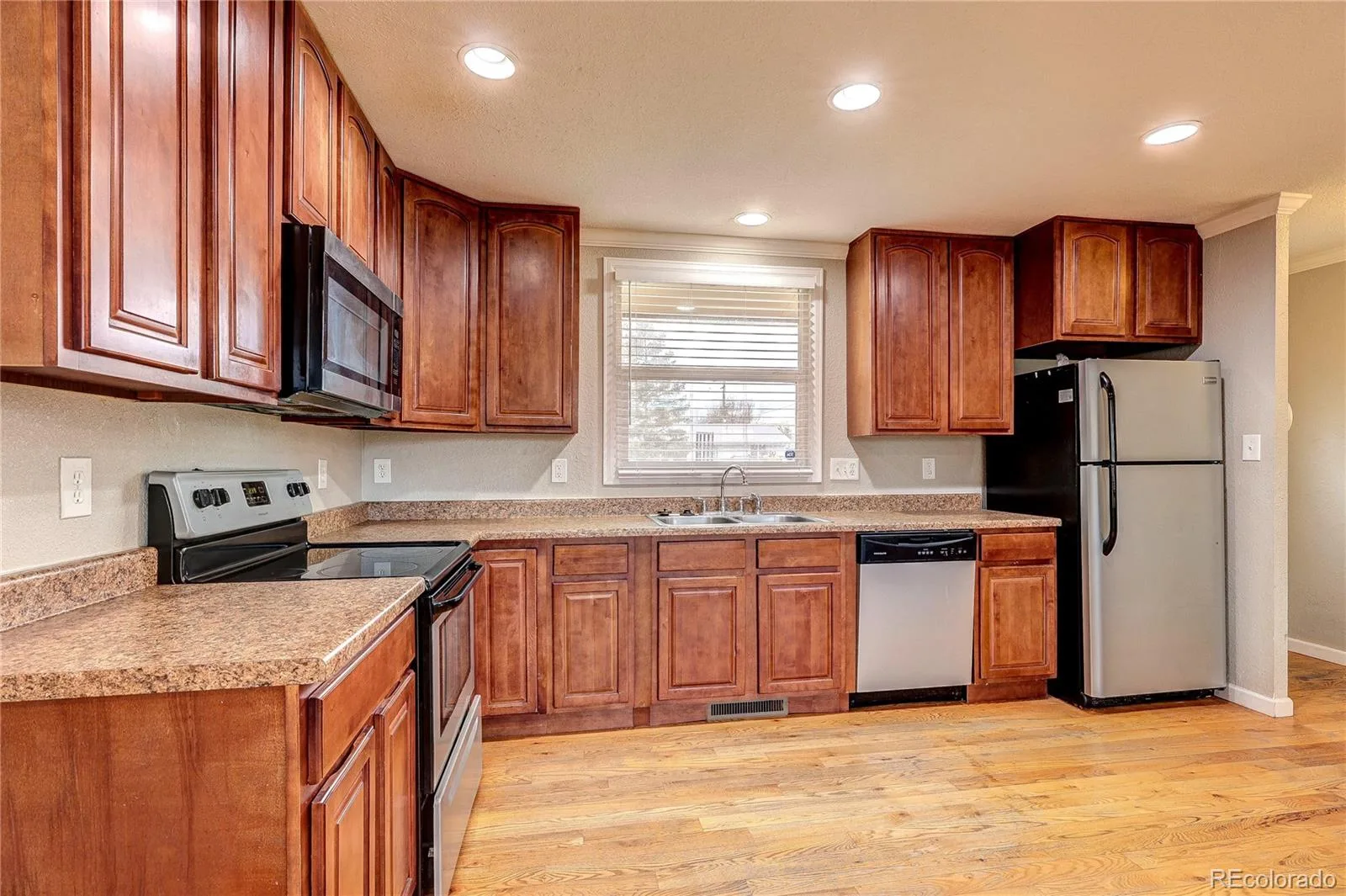 191 Cortez Street Denver CO 80221 | MLS #REC2077111 08292026202326 1600 8