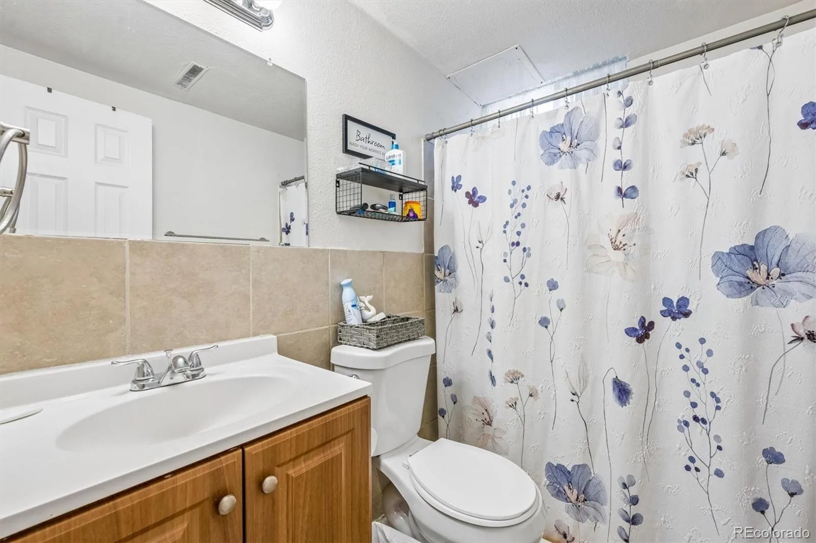 14742 Randolph Place Denver CO 80239 | MLS #REC2081322 06092026074139 1600 20