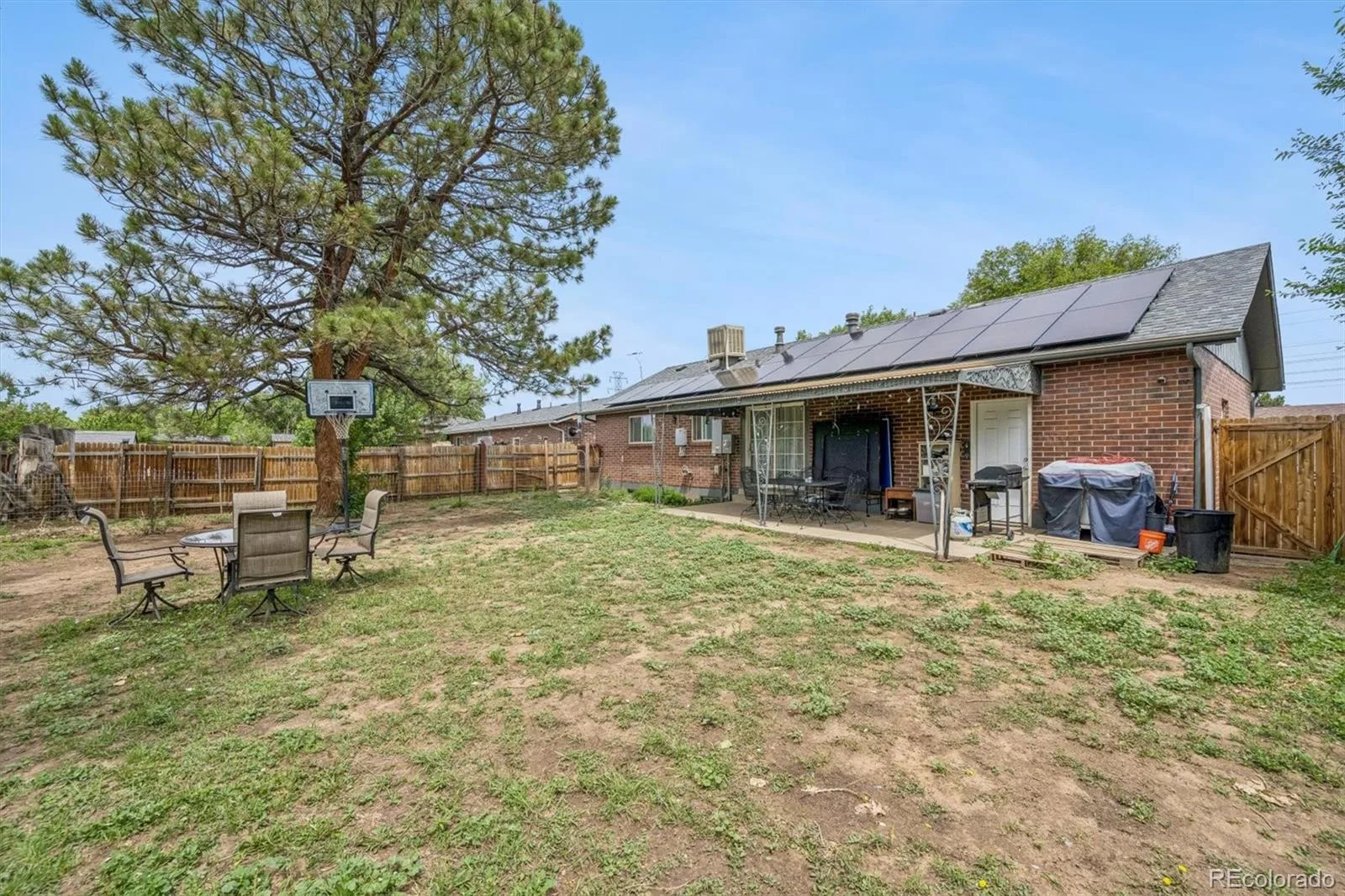 14742 Randolph Place Denver CO 80239 | MLS #REC2081322 06092026074139 1600 22