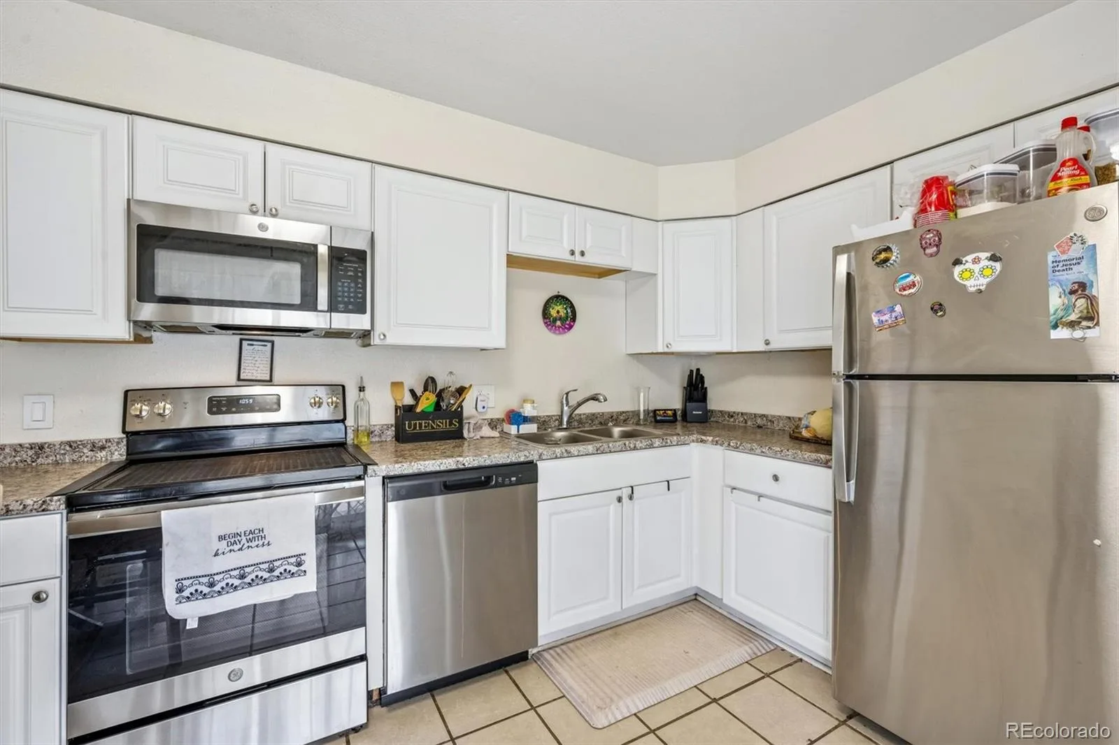 14742 Randolph Place Denver CO 80239 | MLS #REC2081322 06092026074139 1600 6
