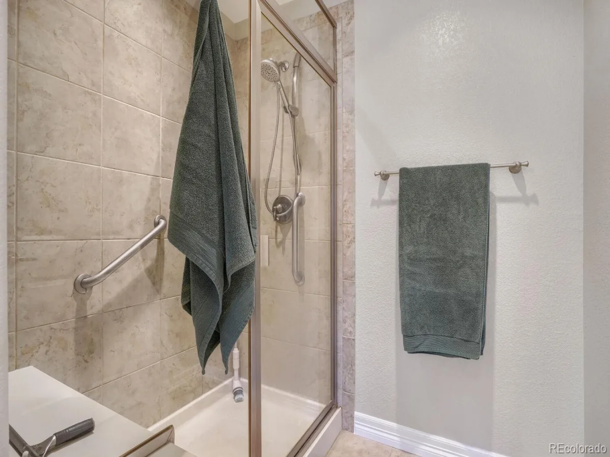 7560 S Biloxi Court Aurora CO 80016 | MLS #REC2081447 08202026055533 1200 18