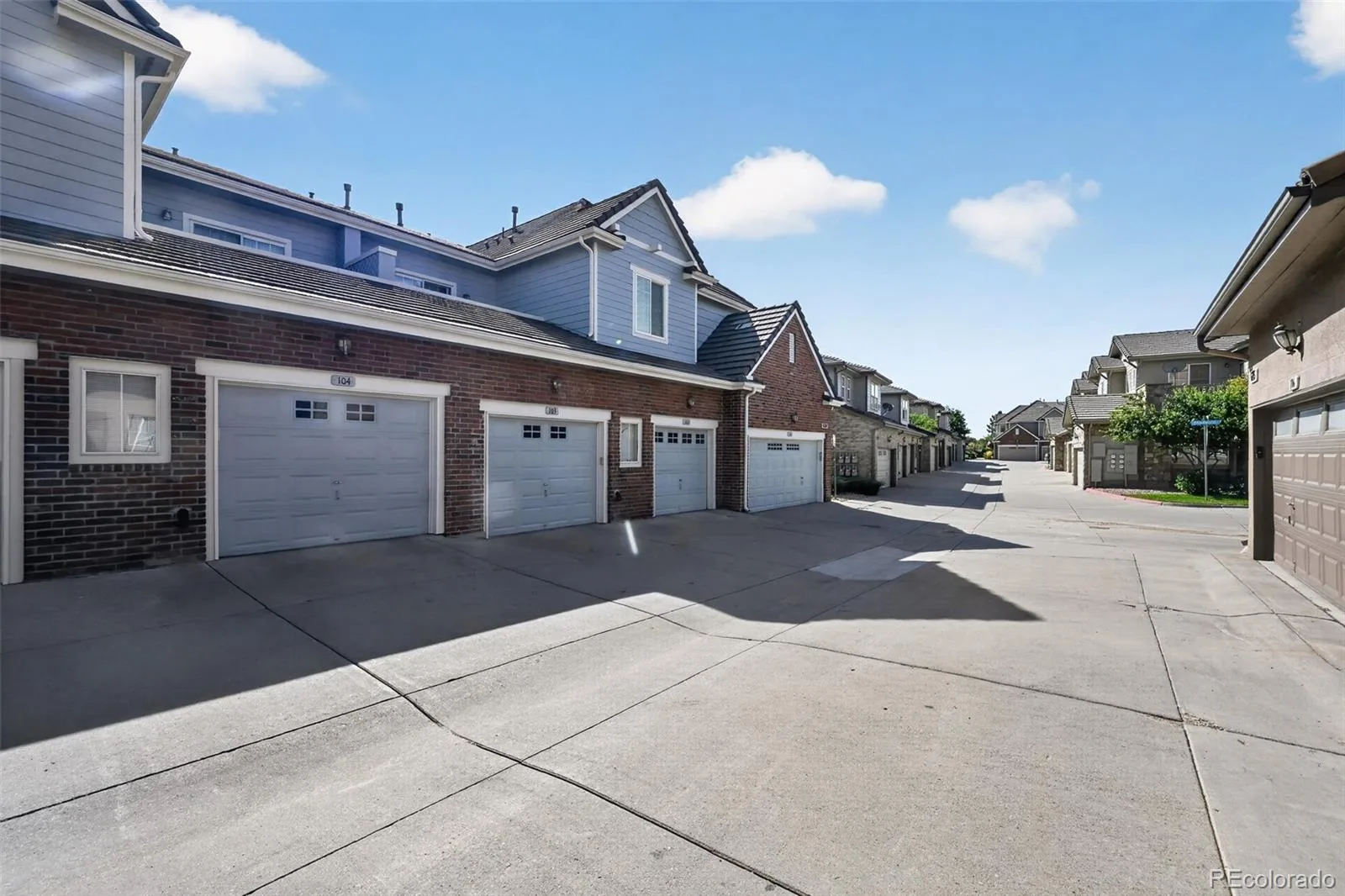 6714 S Winnipeg Circle #104 Aurora CO 80016 | MLS #REC2082917 08292026202334 1600 23