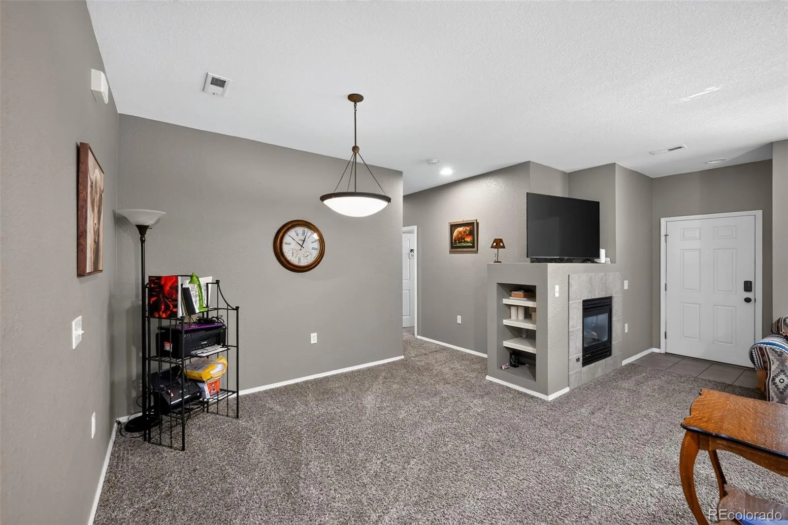 6714 S Winnipeg Circle #104 Aurora CO 80016 | MLS #REC2082917 08292026202334 1600 4