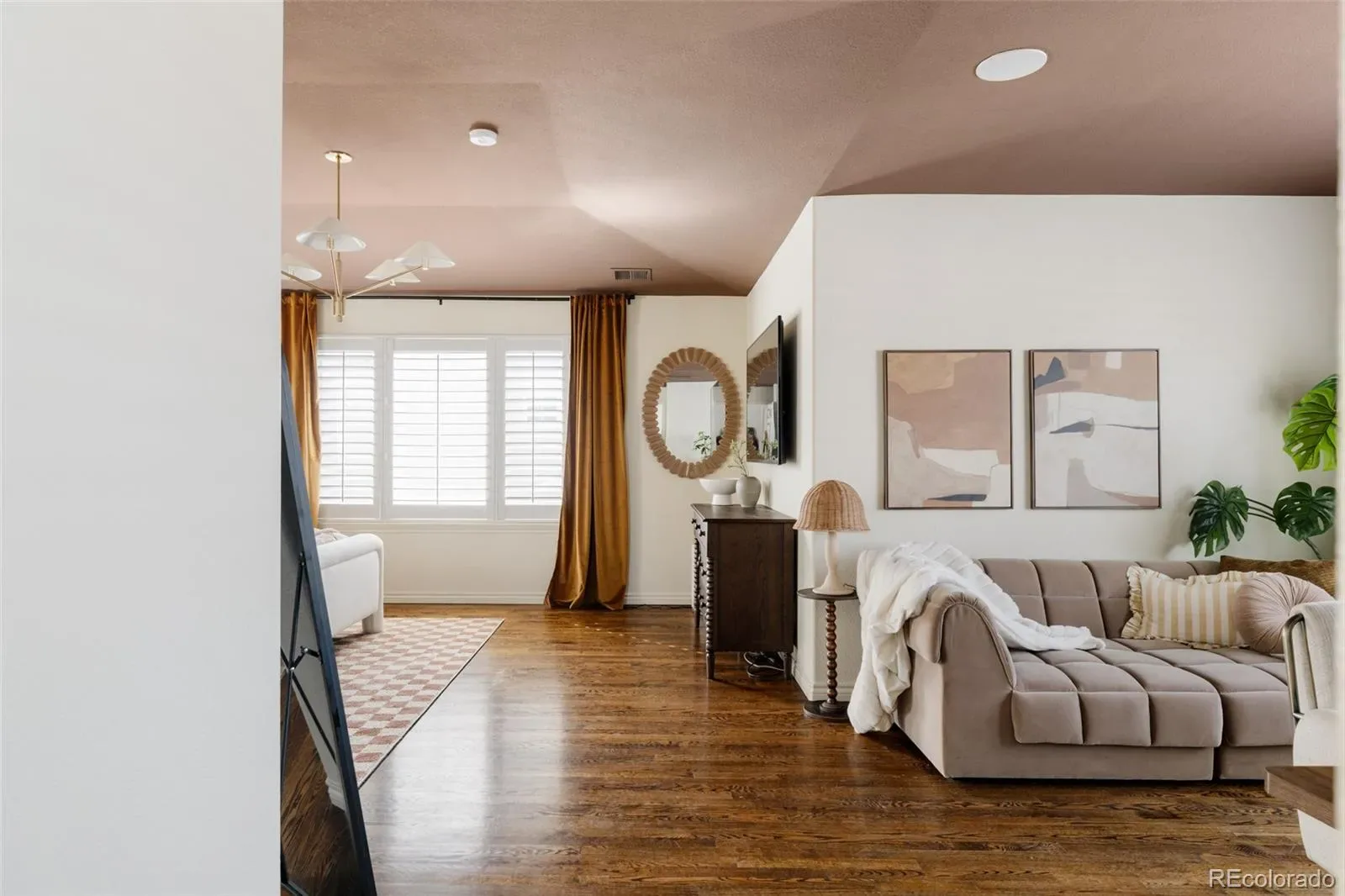 03272026030336 1600 20