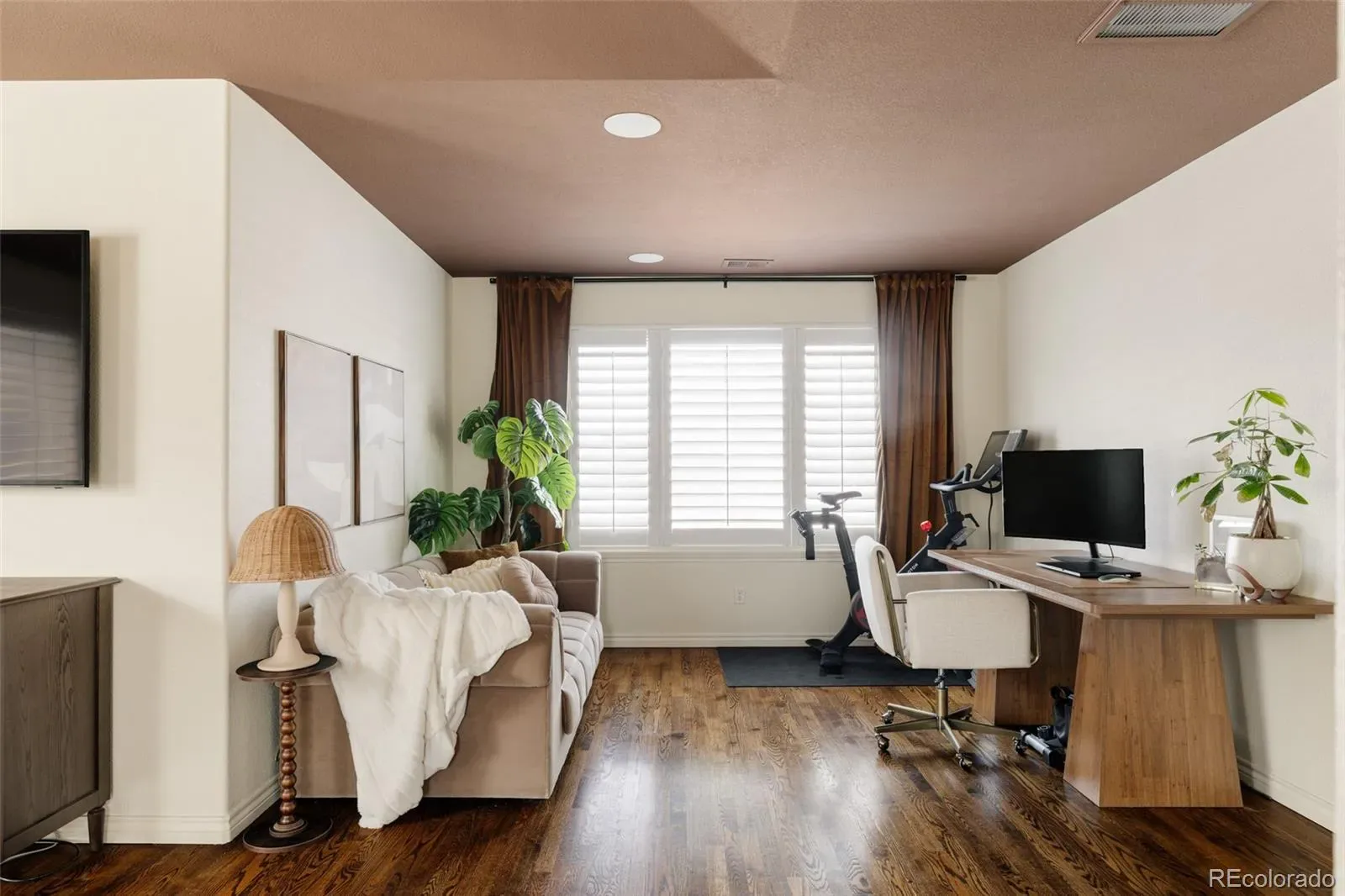 03272026030336 1600 23