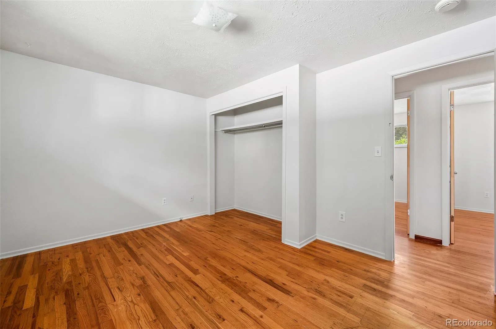 9 Elizabeth Court Longmont CO 80501 | MLS #REC2085384 08192026174406 1600 13
