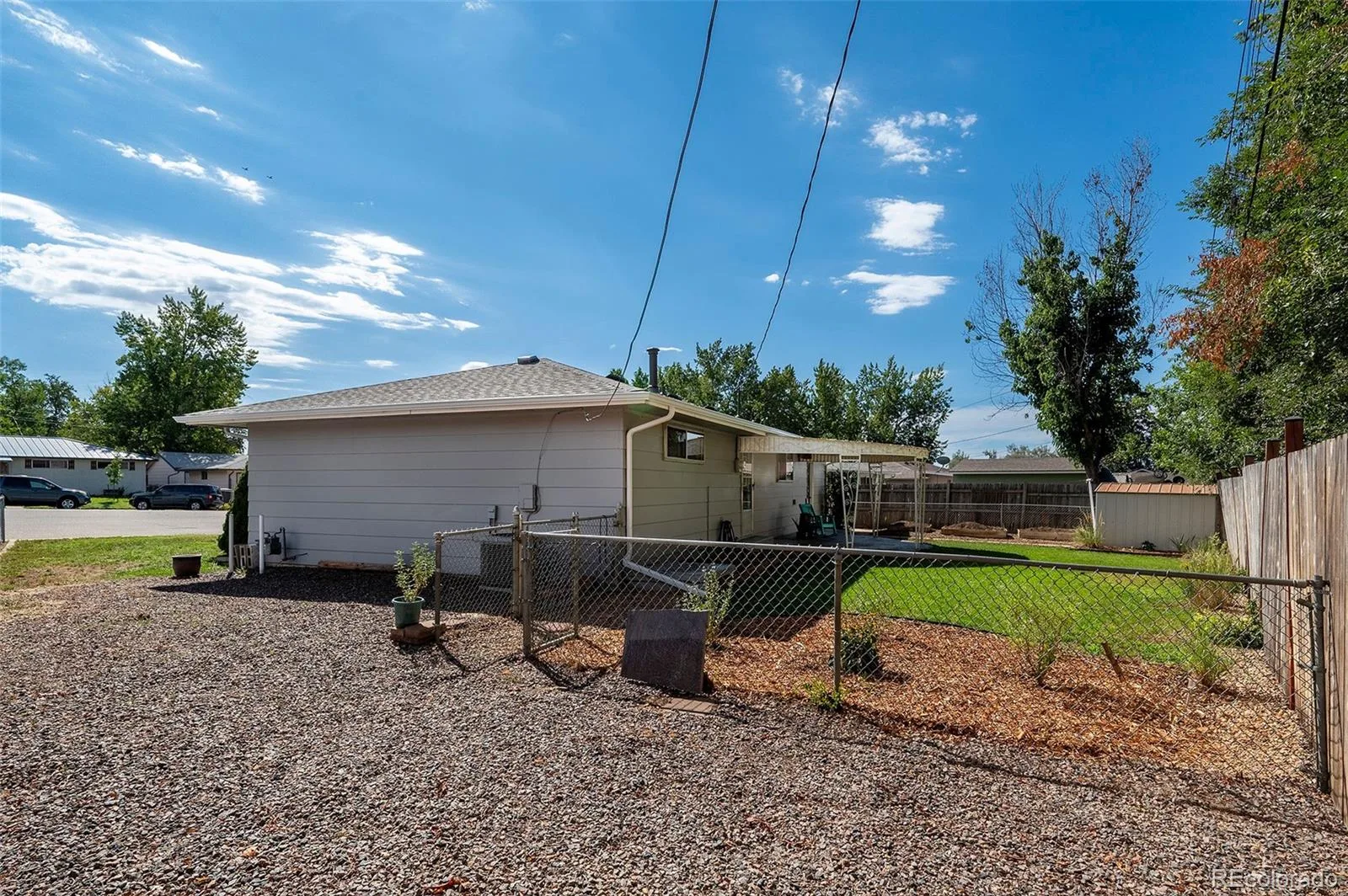 9 Elizabeth Court Longmont CO 80501 | MLS #REC2085384 08192026174406 1600 23