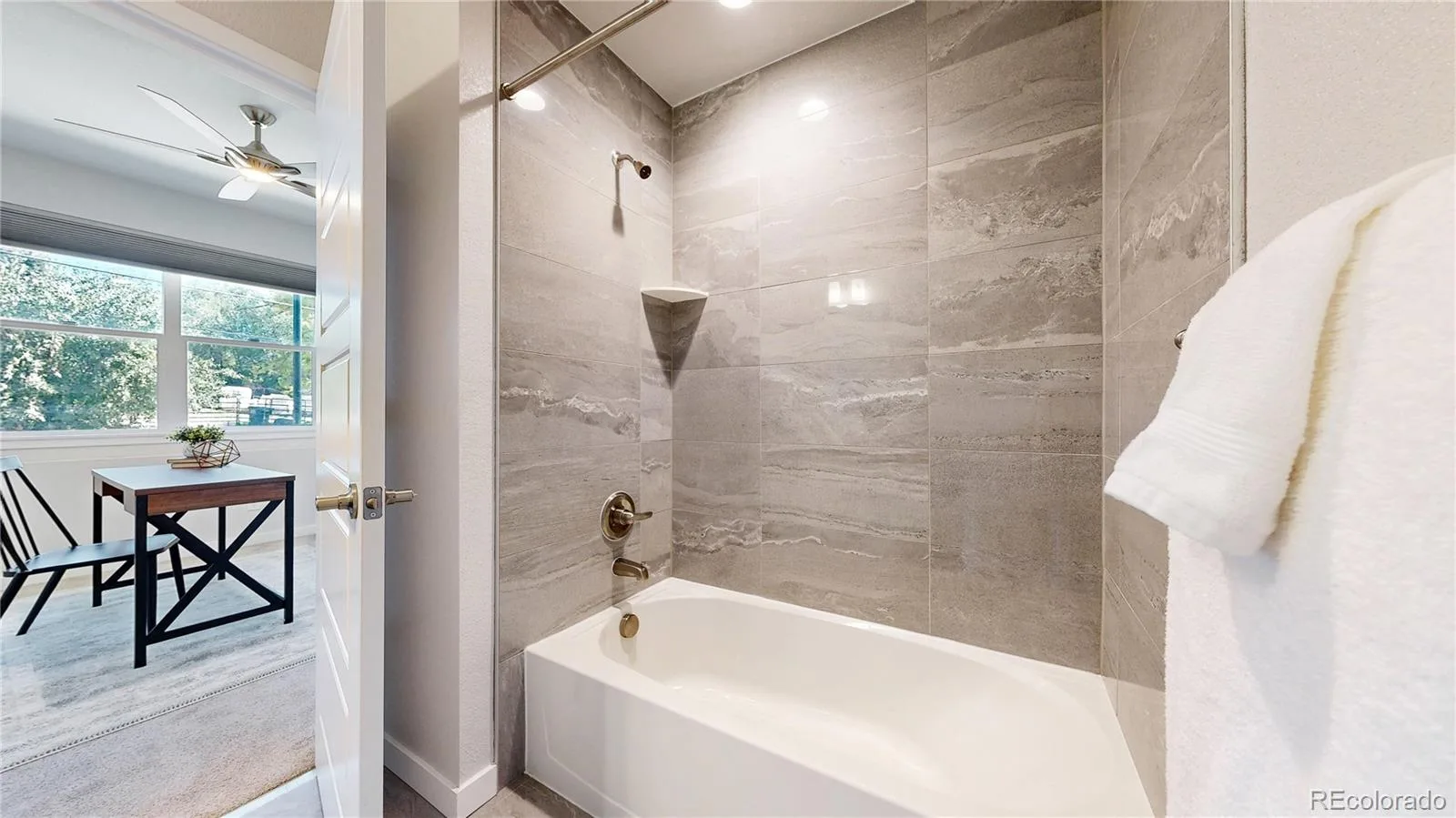 11842 W 52nd Avenue Wheat Ridge CO 80033 | MLS #REC2085942 07172026193541 1600 14