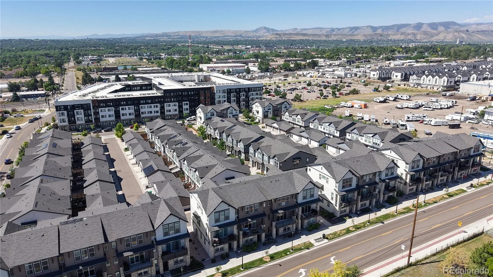 11842 W 52nd Avenue Wheat Ridge CO 80033 | MLS #REC2085942 07172026193541 1600 31