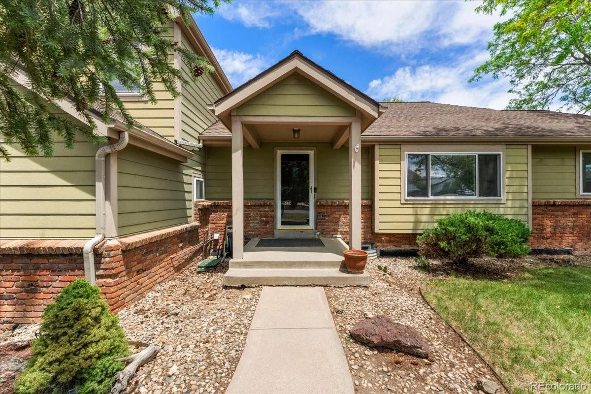 17385 W 57th Avenue Golden CO 80403 MLS #REC2086173 06112026213924 1200 2
