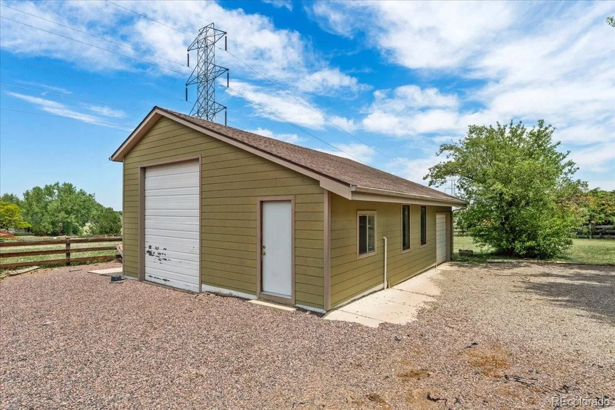 17385 W 57th Avenue Golden CO 80403 MLS #REC2086173 06112026213924 1200 40