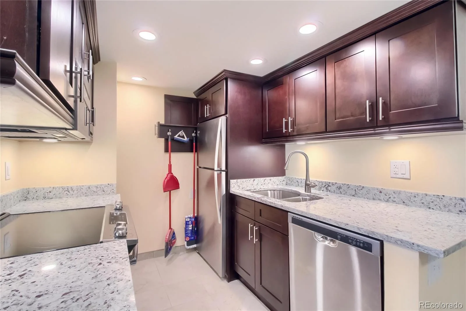 13506 E Jewell Avenue #202 #20 Aurora CO 80012 | MLS #REC2086688 10012026005219 1600 6
