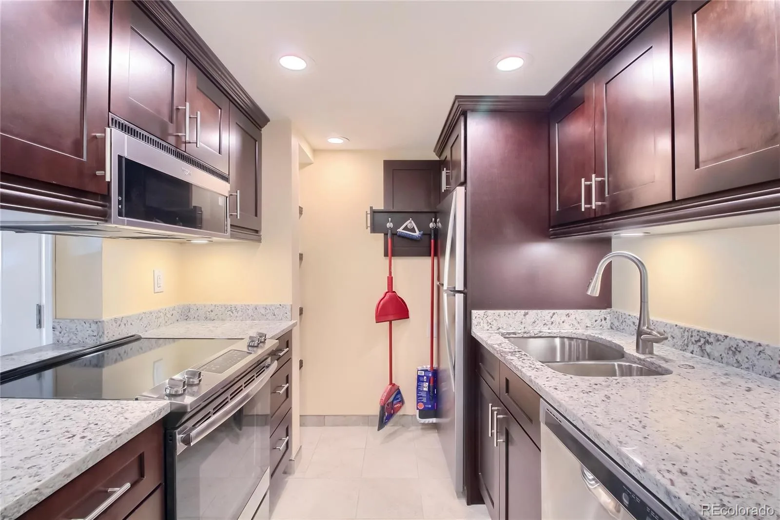 13506 E Jewell Avenue #202 #20 Aurora CO 80012 | MLS #REC2086688 10012026005219 1600 7