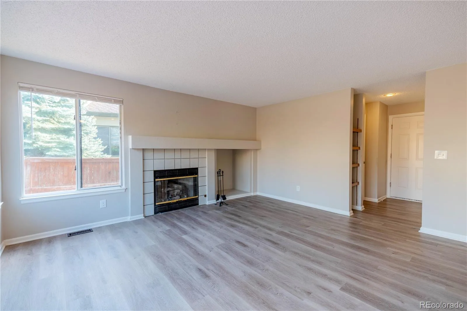9516 Sherrelwood Lane Littleton CO 80126 | MLS #REC2087415 08132026125610 1600 10
