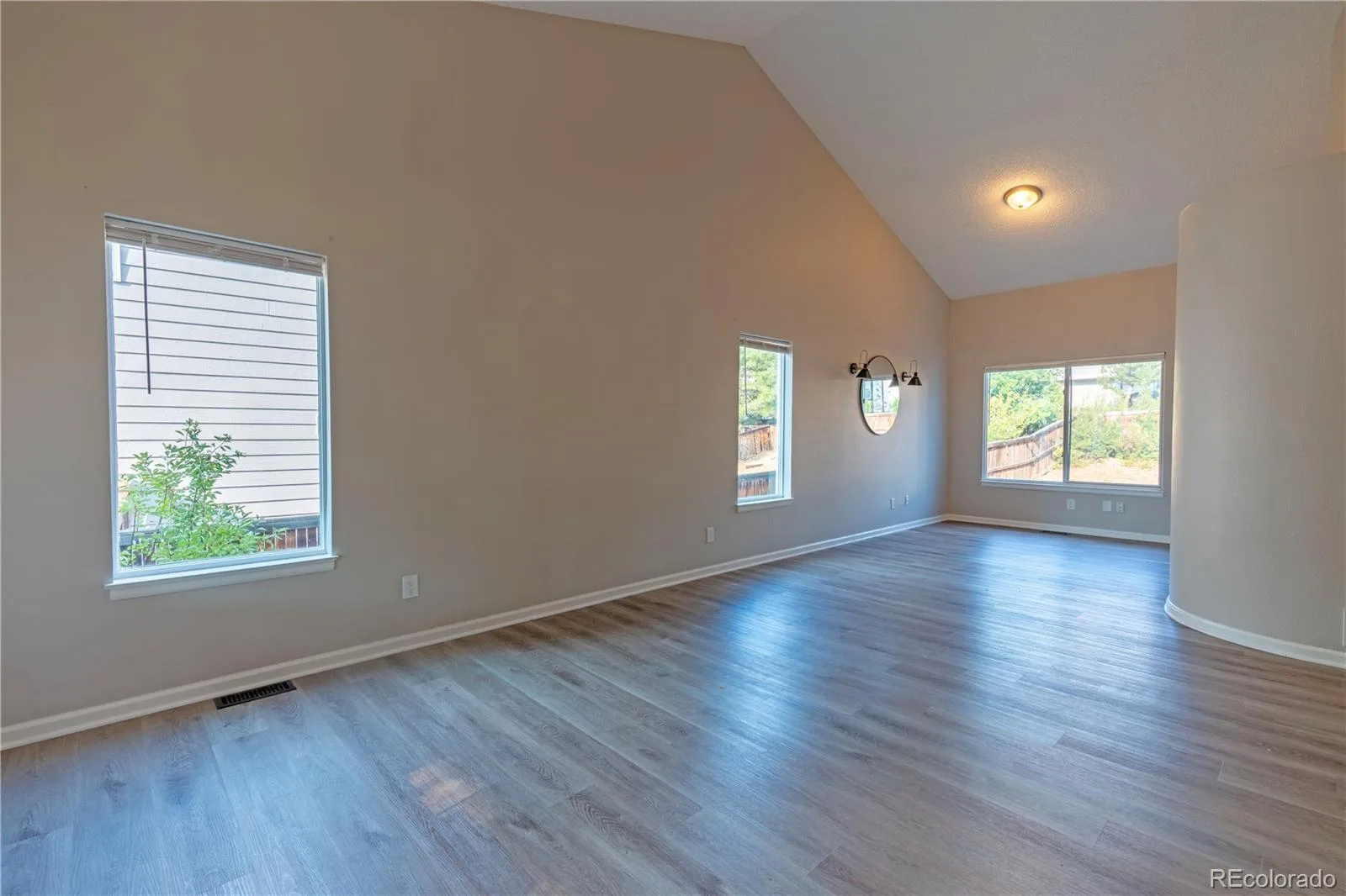 9516 Sherrelwood Lane Littleton CO 80126 | MLS #REC2087415 08132026125610 1600 4