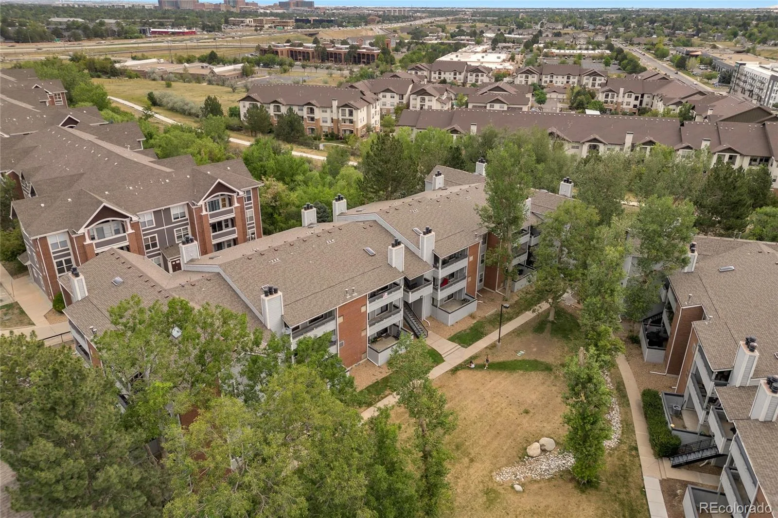 14437 E 1st Drive #C04 Aurora CO 80011 | MLS #REC2088307 07152026070633 1600 23