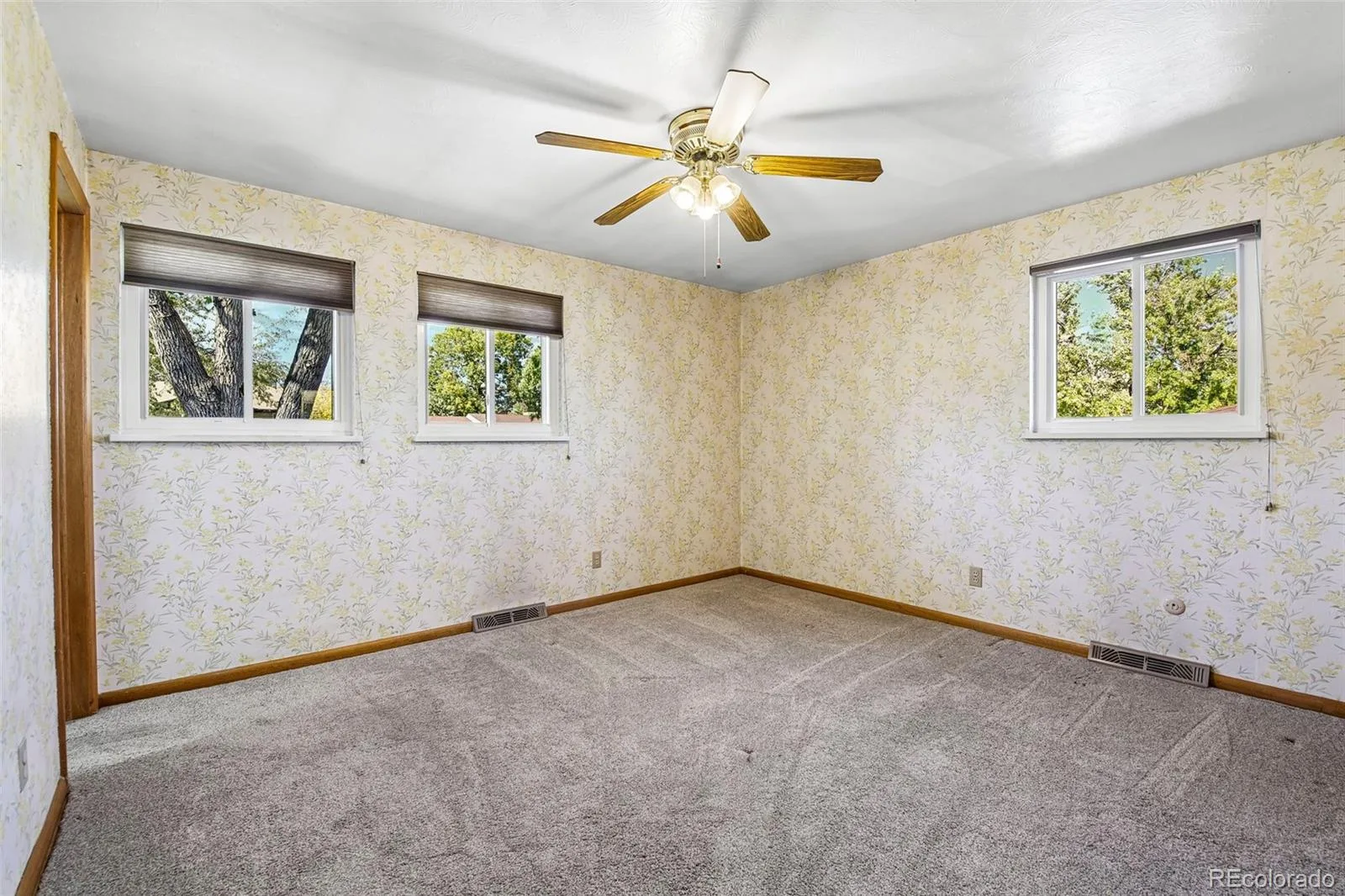 1694 S Balsam Street Lakewood CO 80232 | MLS #REC2090811 10182026052715 1600 16